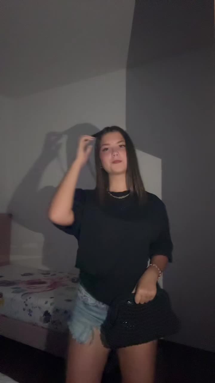 @angela