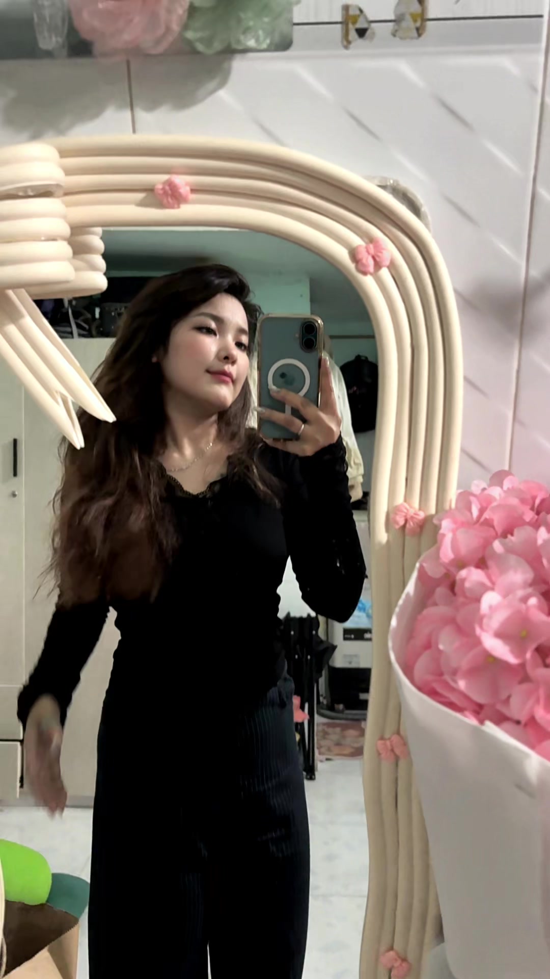 @𝐷𝑖𝑒̣̂𝑢𝑁𝑔𝑢𝑦𝑒̣̂𝑛𝐵𝑖🌷