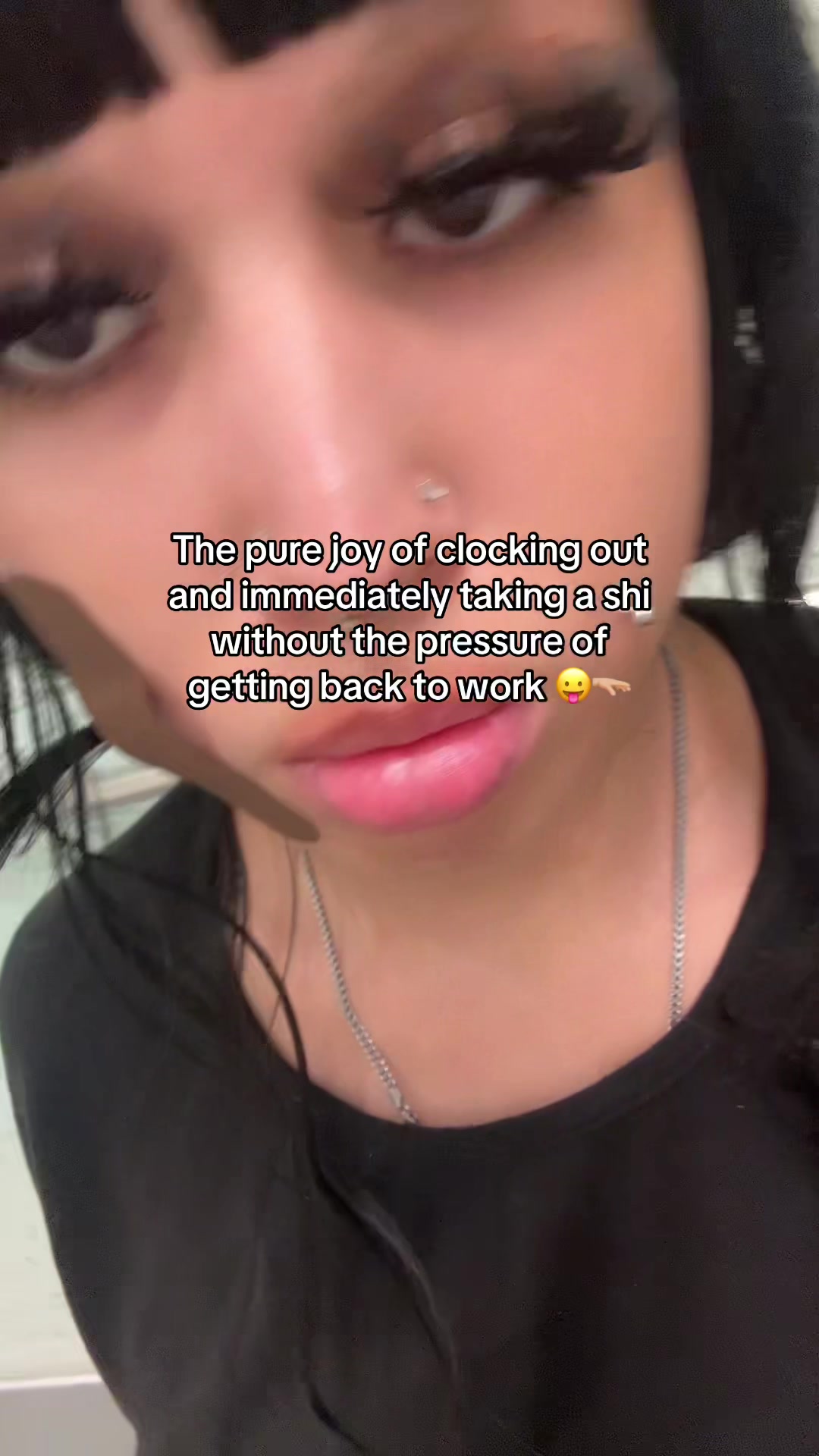 @️