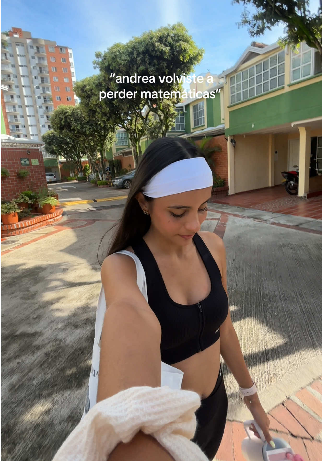 @Andrea Acevedo