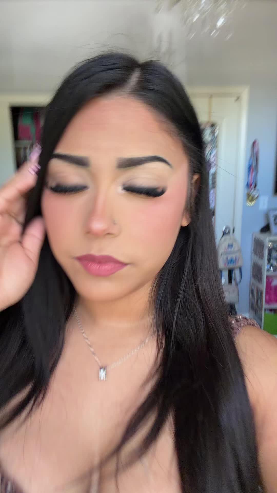 @Isabella