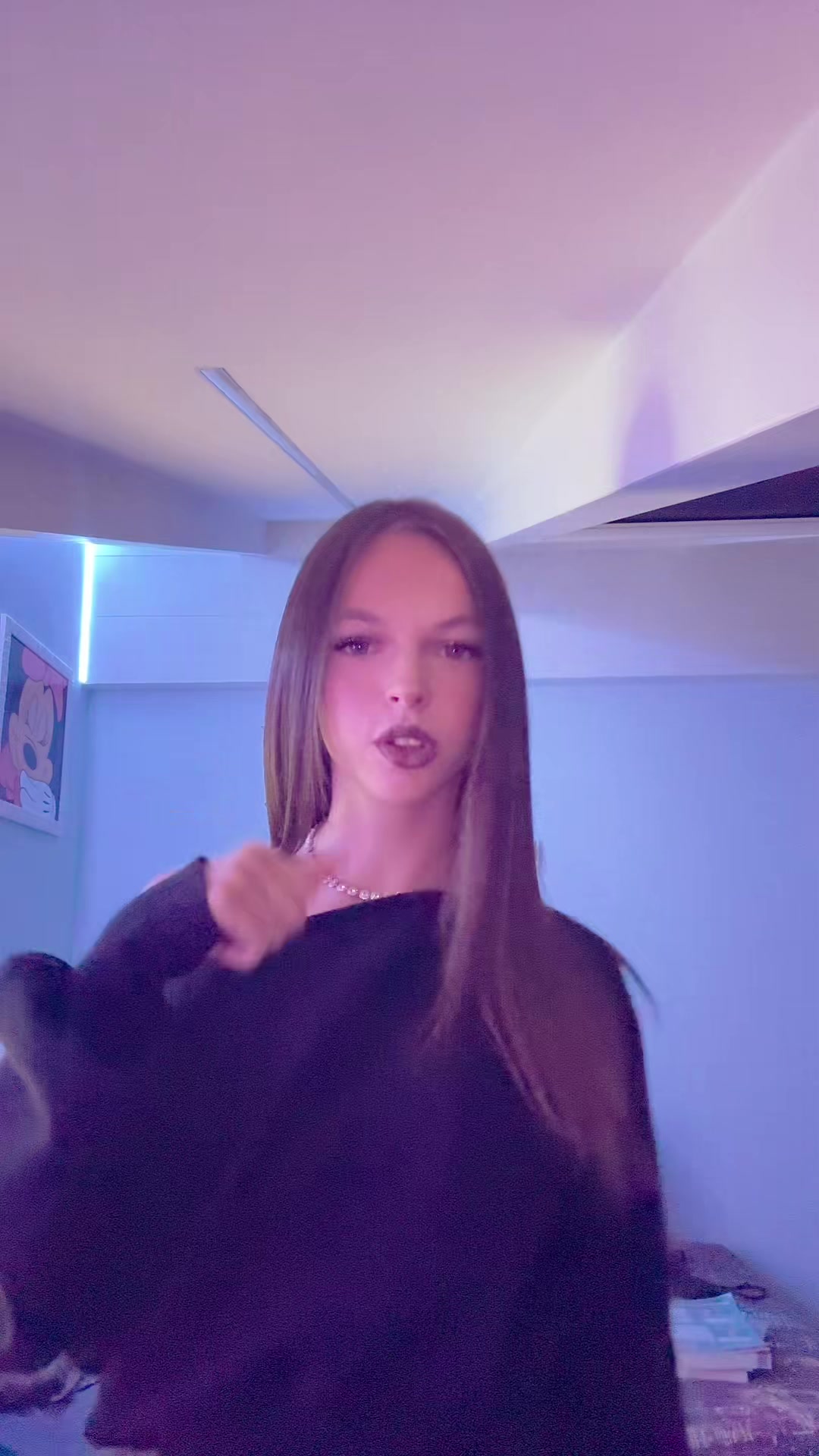 @lavale_