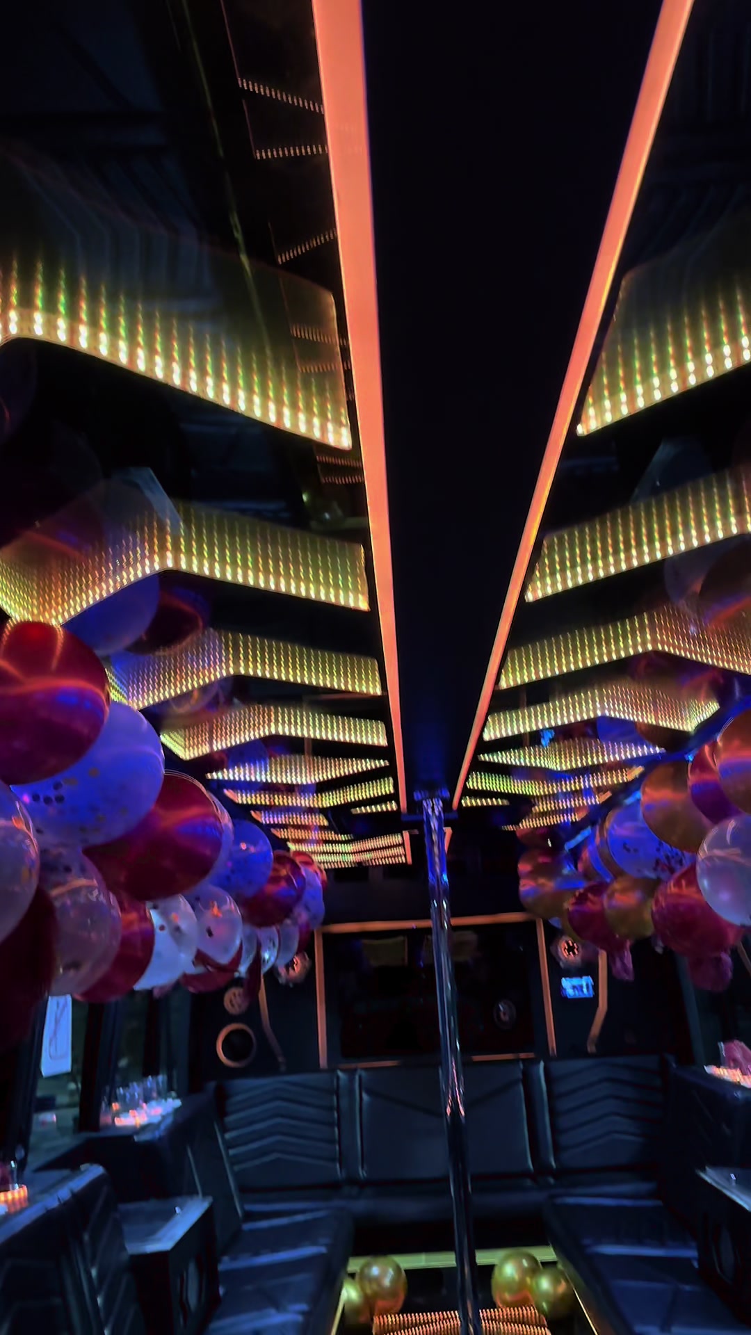 @HOUSTONLUXPARTYBUS