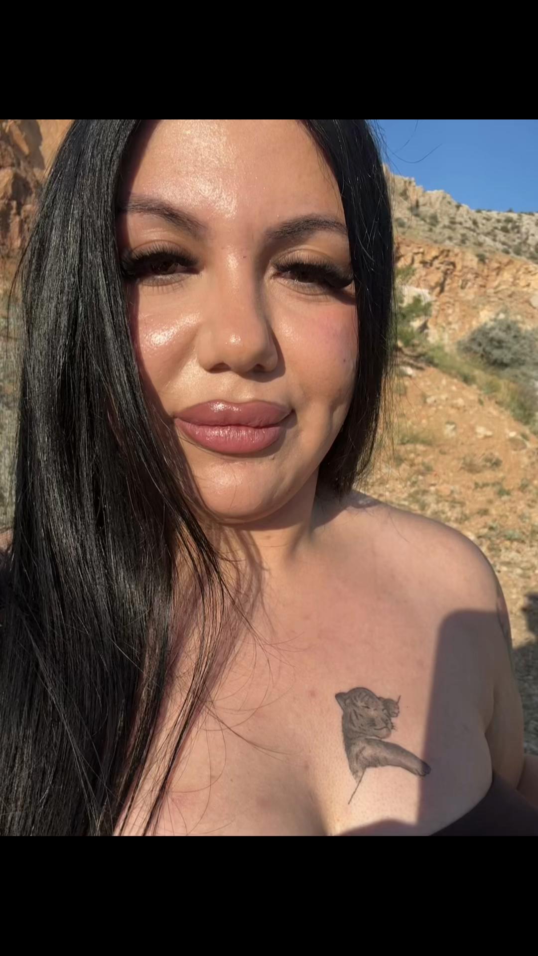 @𝗘𝗠𝗜𝗡𝗘