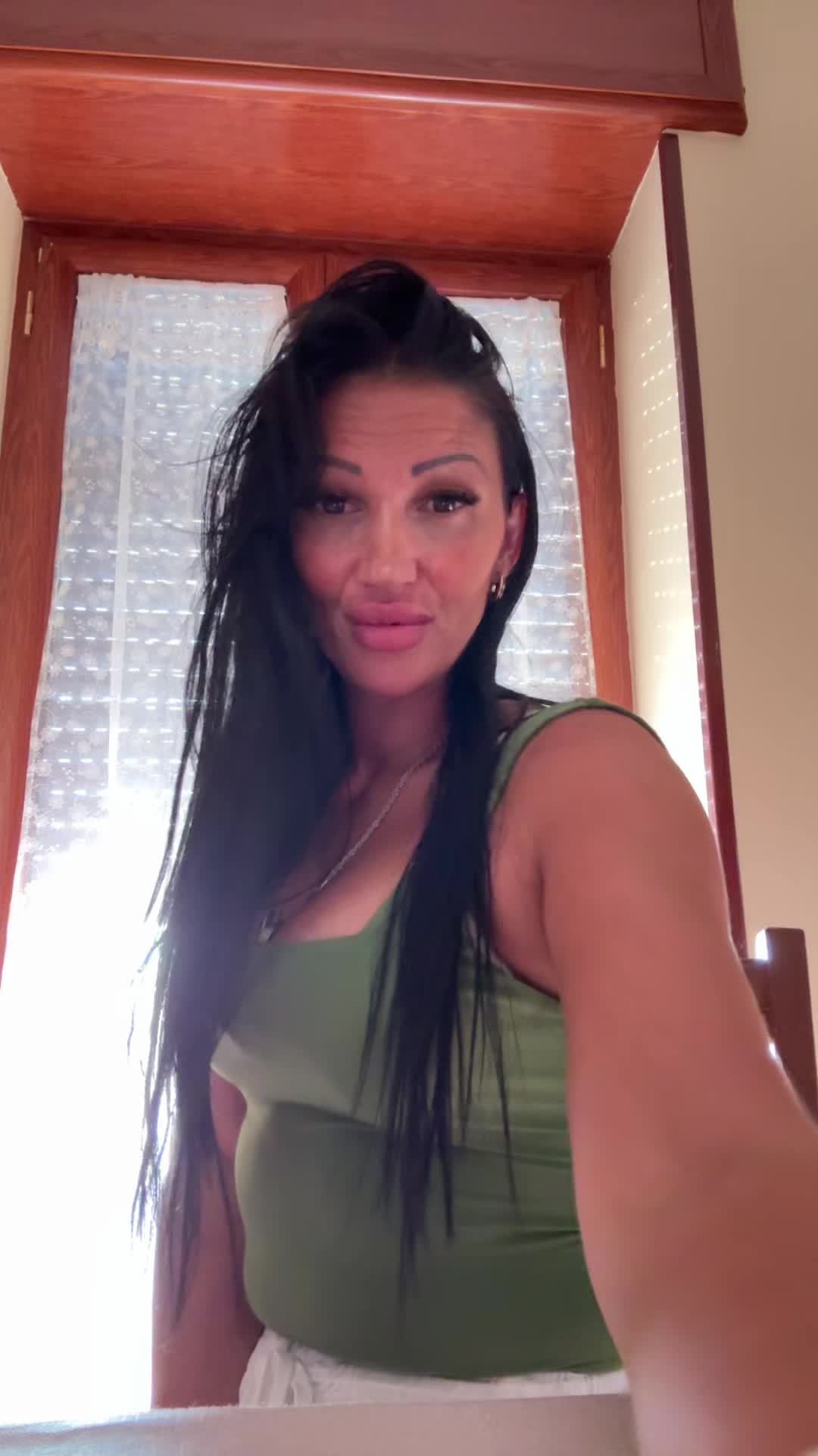 @Anna Macera985