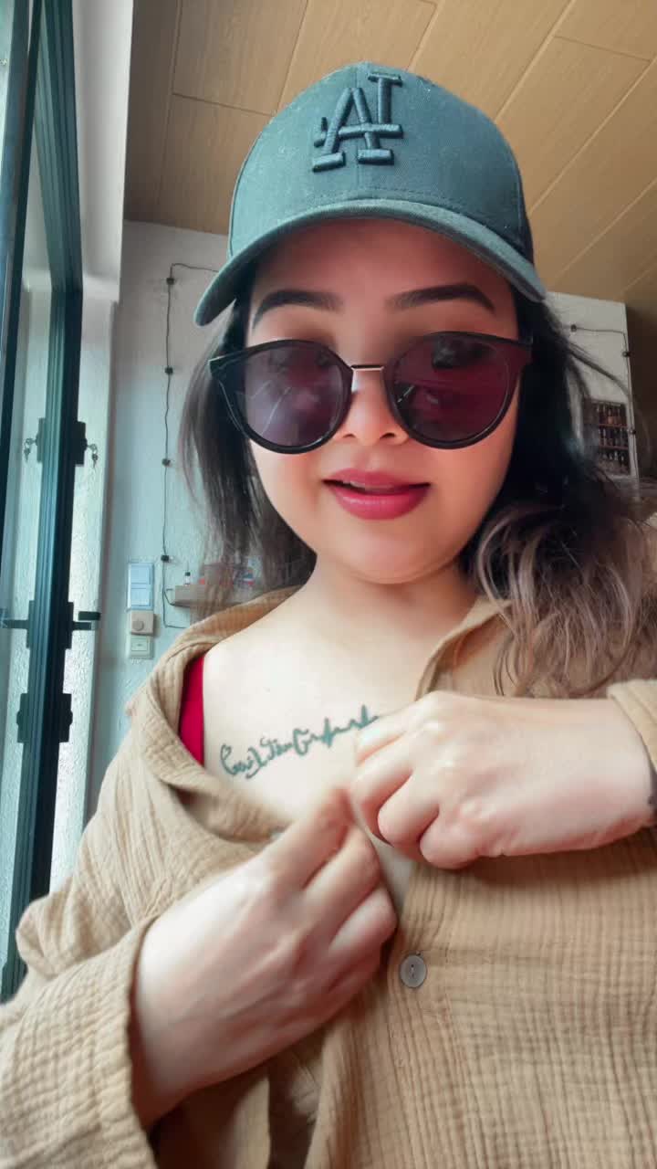 @Desi_Girl