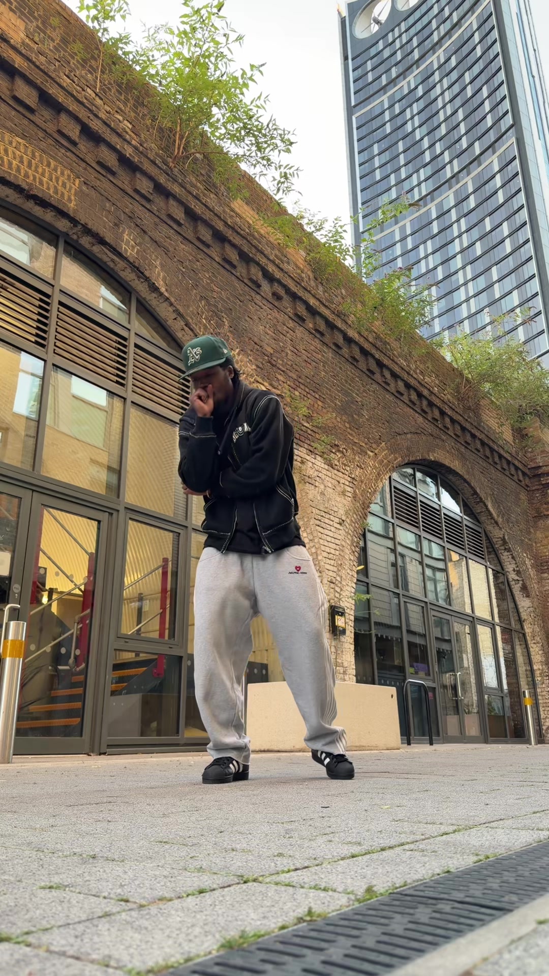 @Denzil🥤