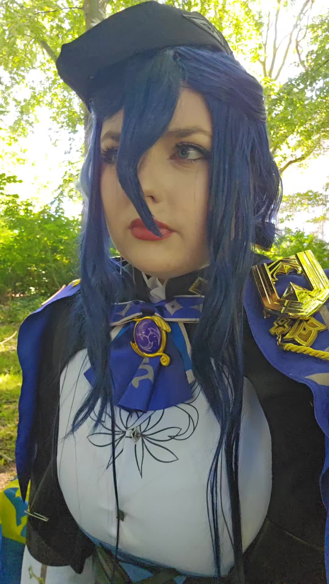 @~{Cc}~