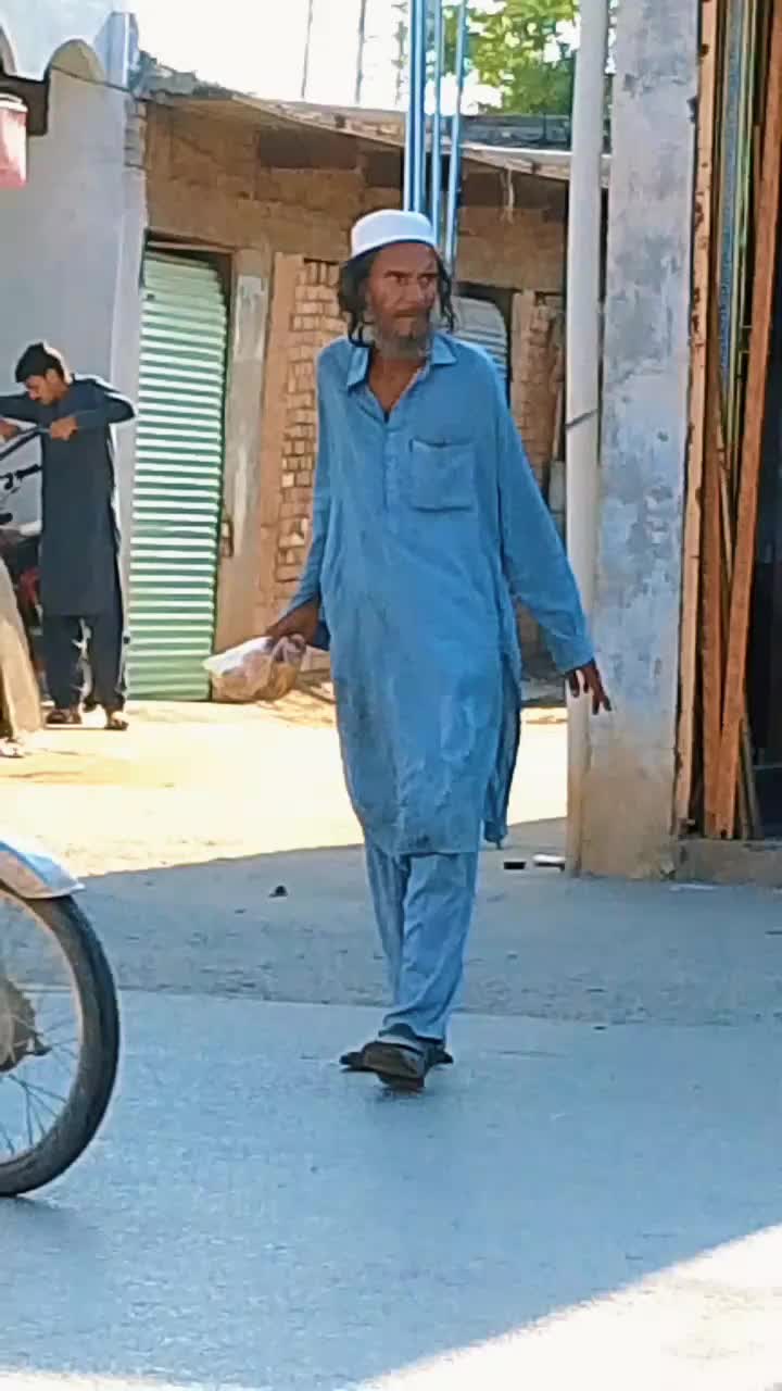@Chota Khan Baba