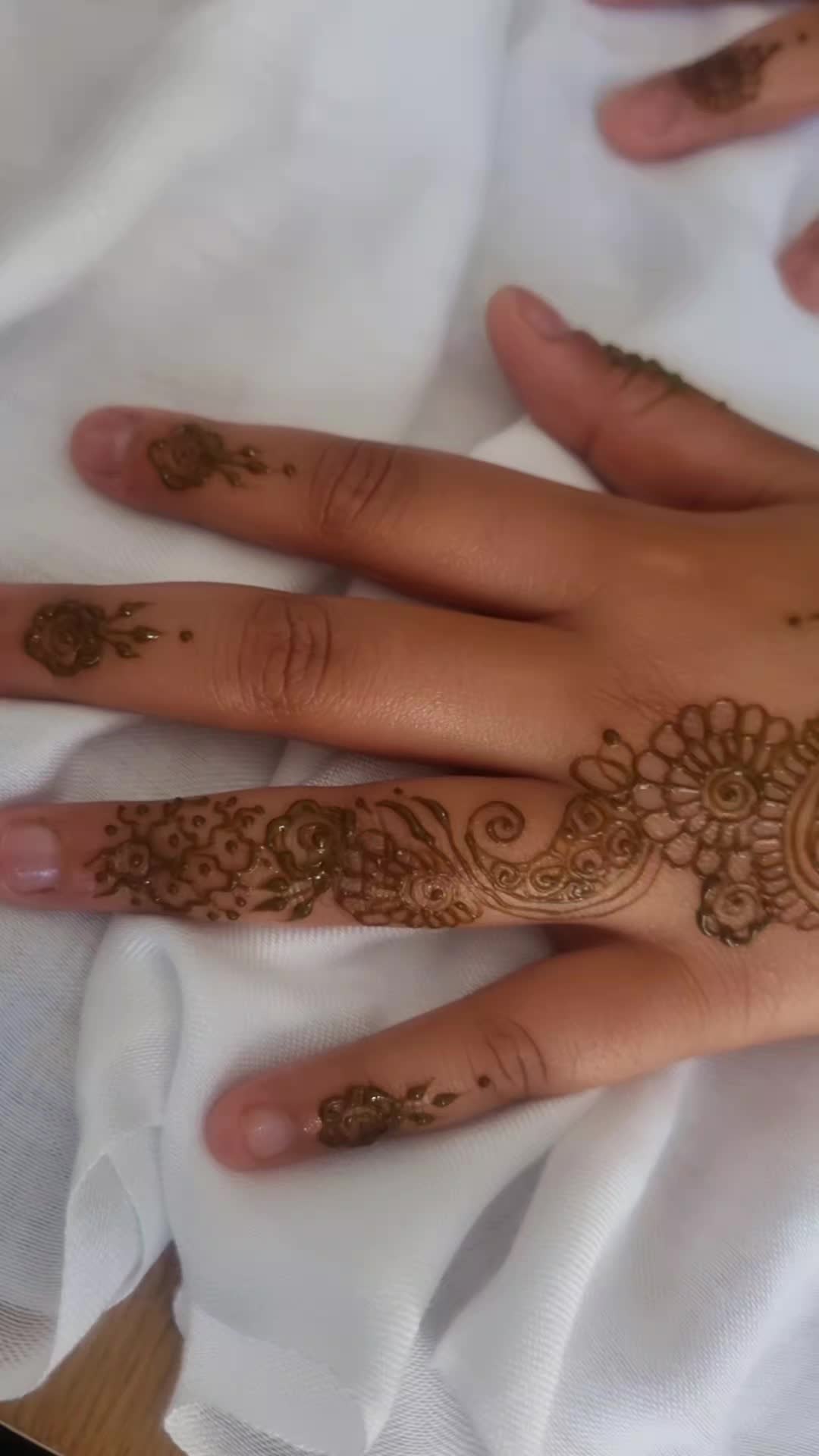 @mehndibyhumayraa