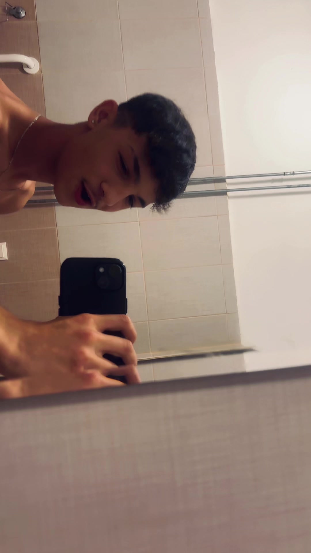 @DANI🖤🩶🤍