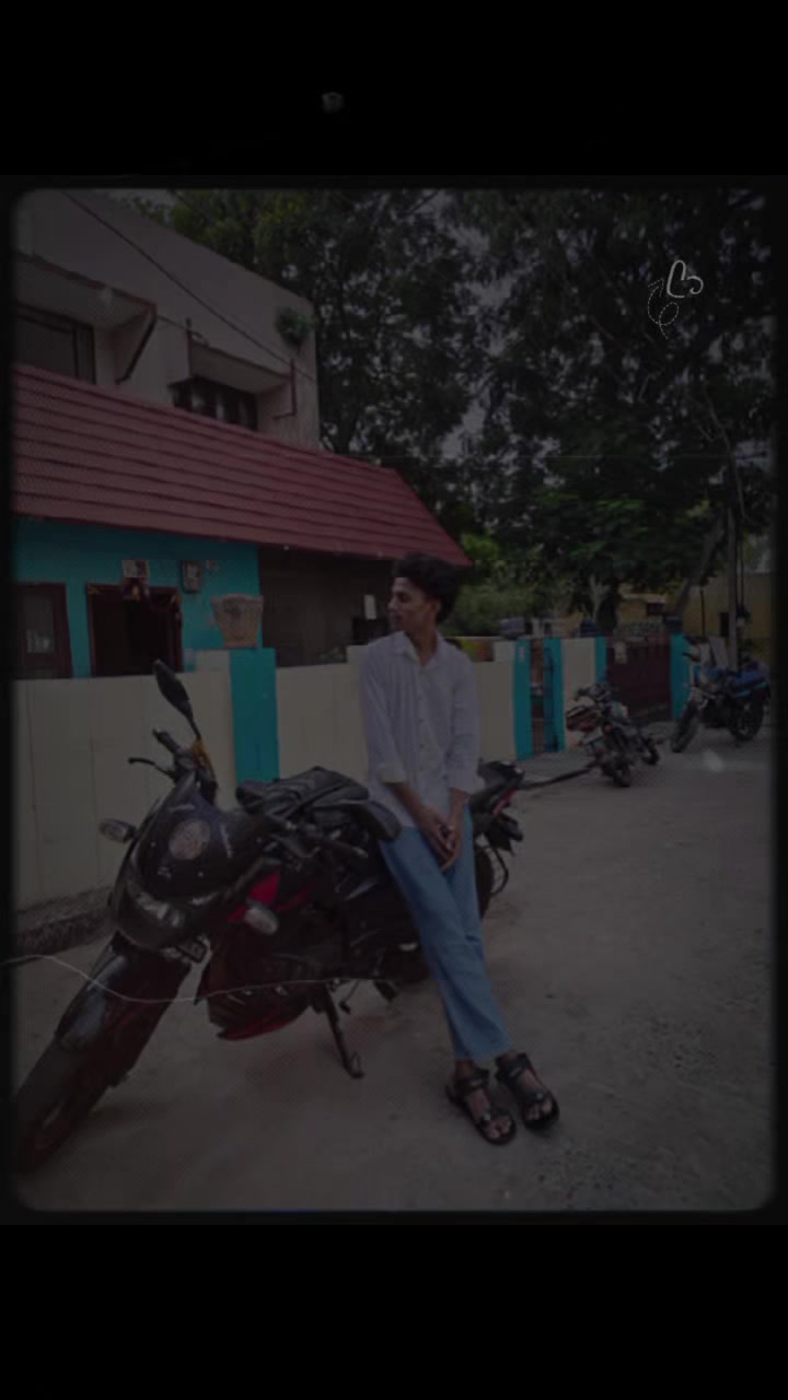 @Ritik mukhiya is brand