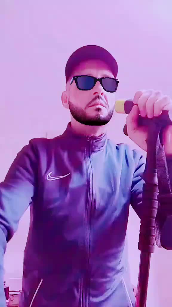 @kev saz 🇬🇧 the neon's