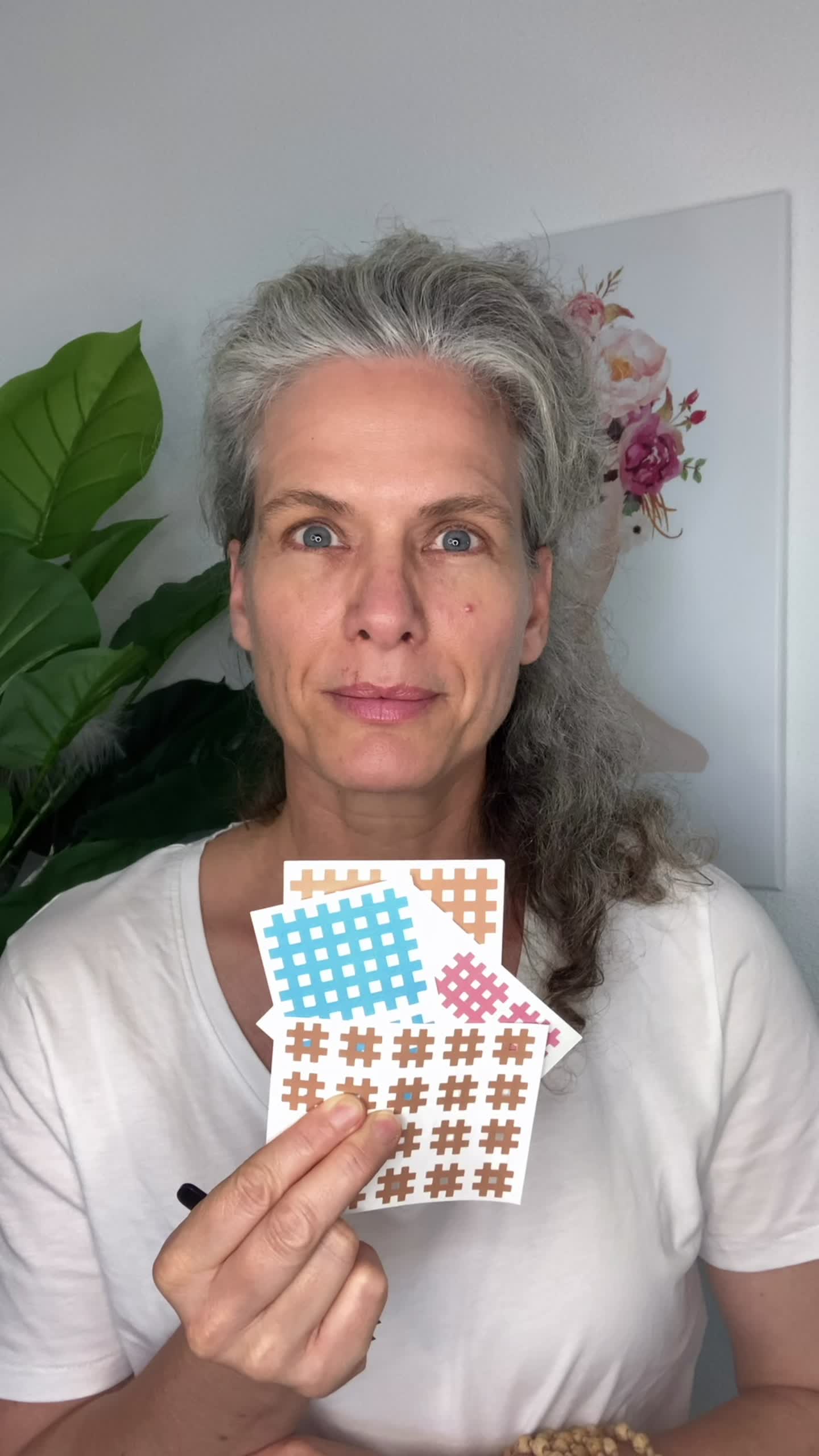 @ninaschennach_faceyoga