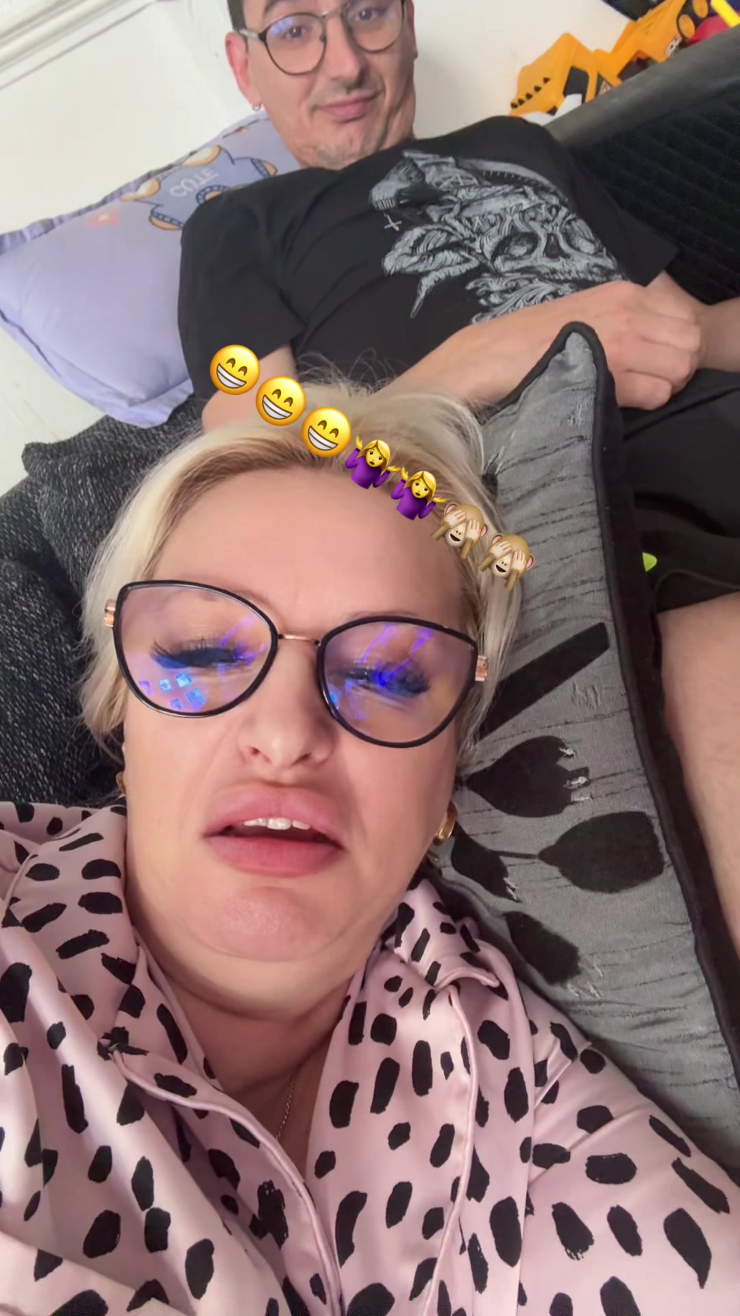 @FeliciaMoldoveanca77