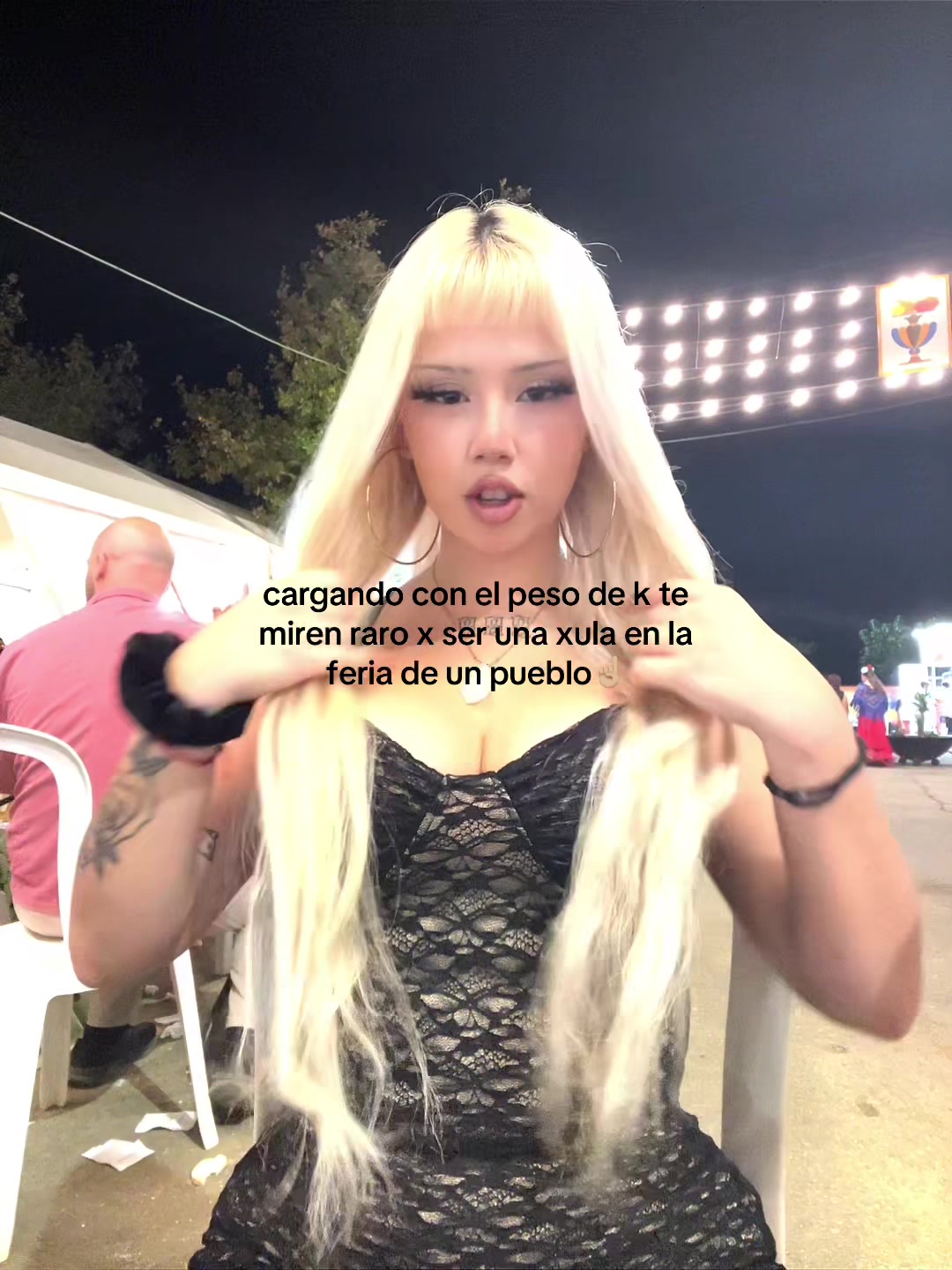 @888