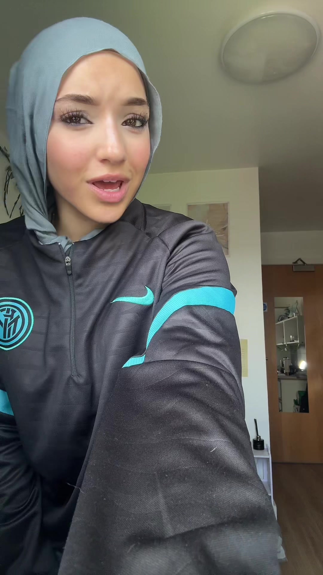 @Maariya🖤