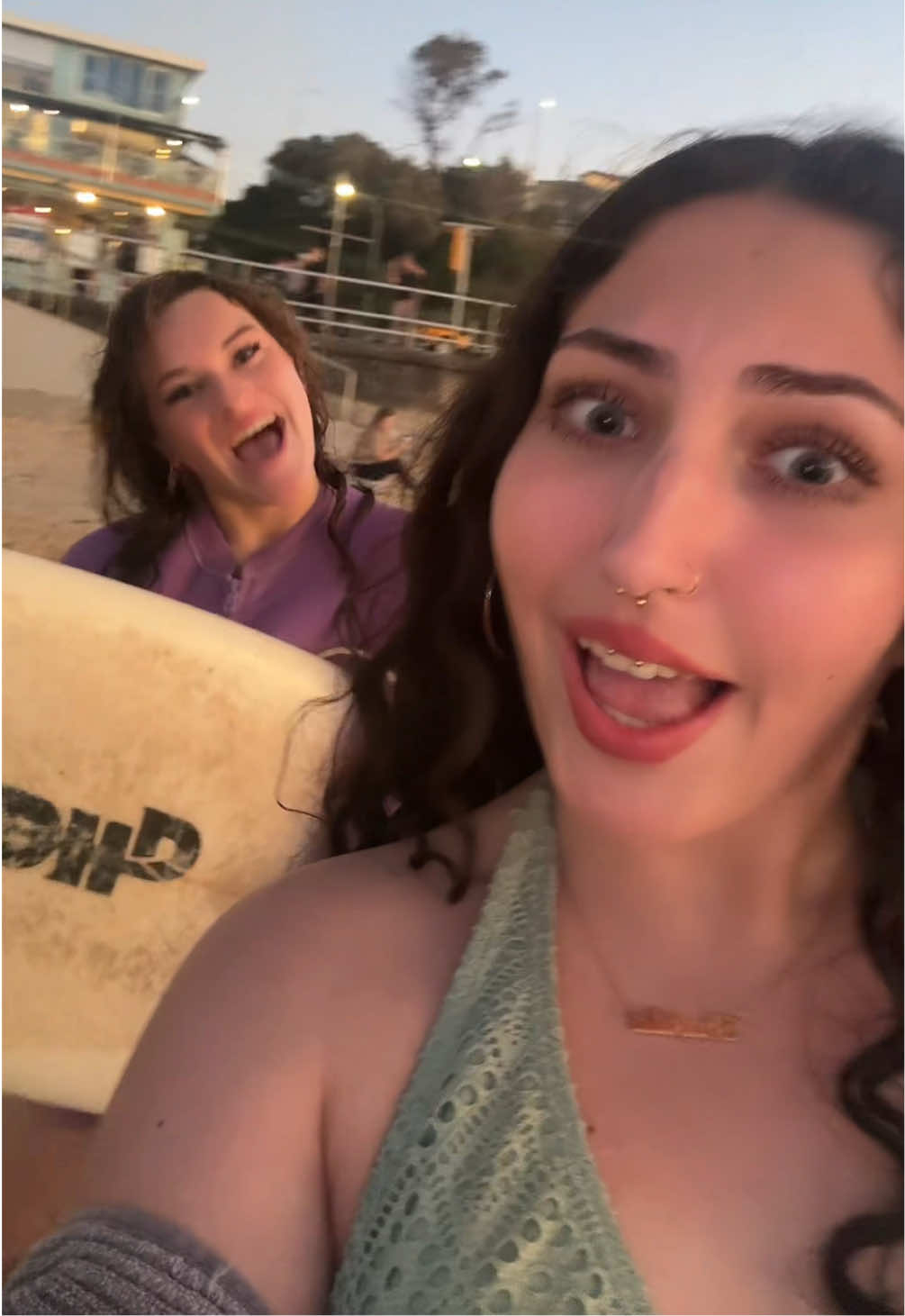 @shak🦈