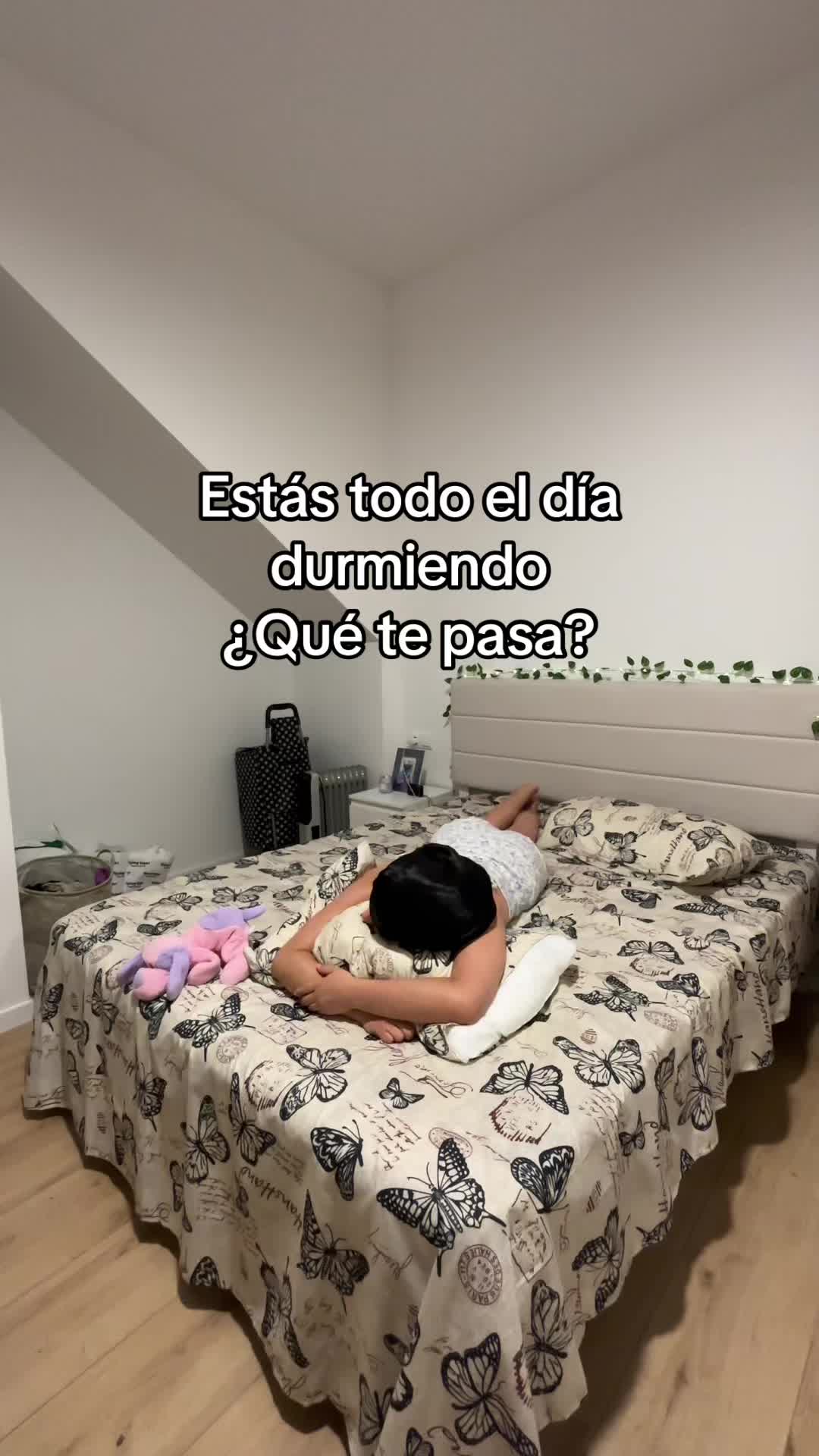 @Angie España
