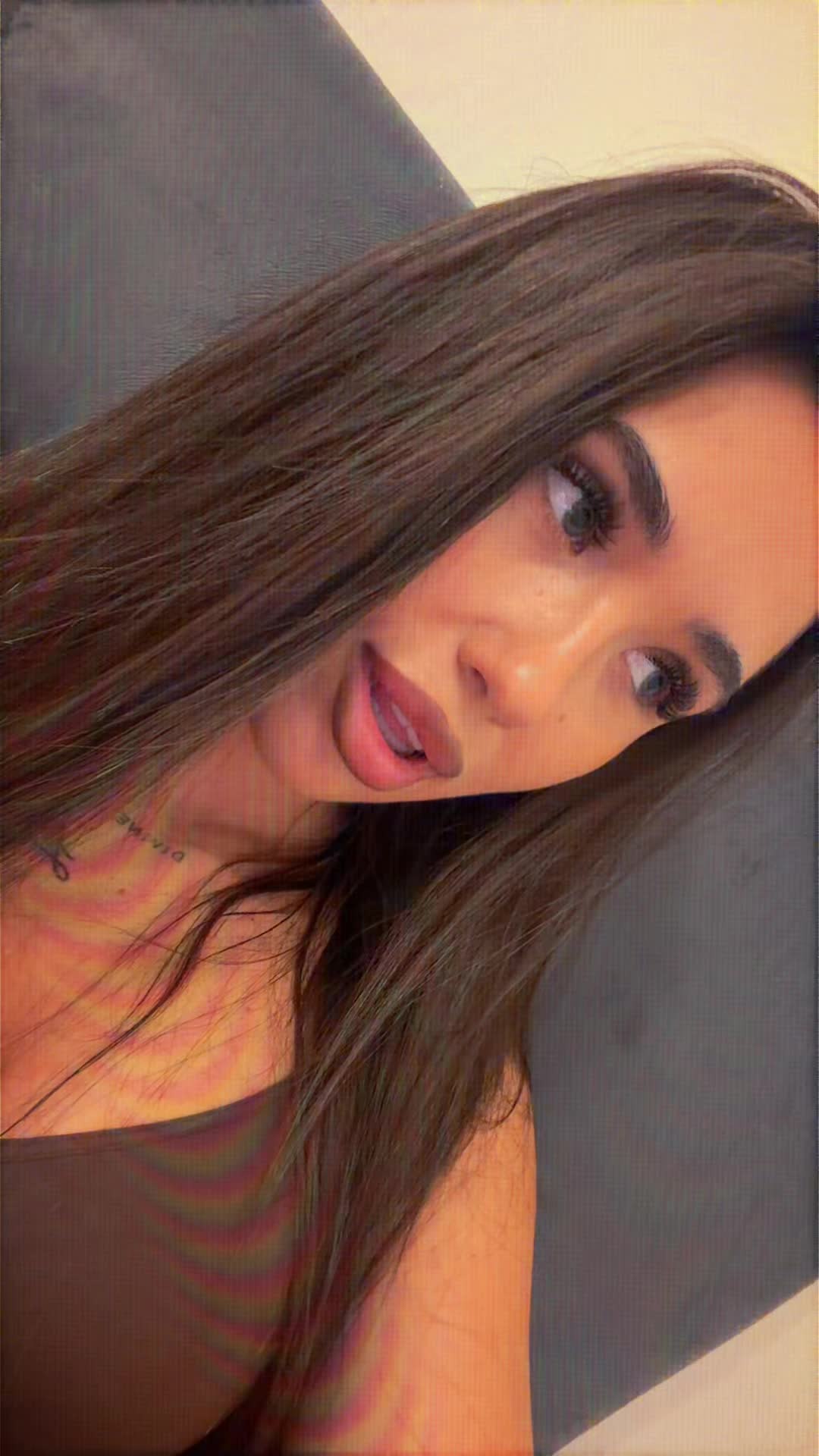 @Larisa