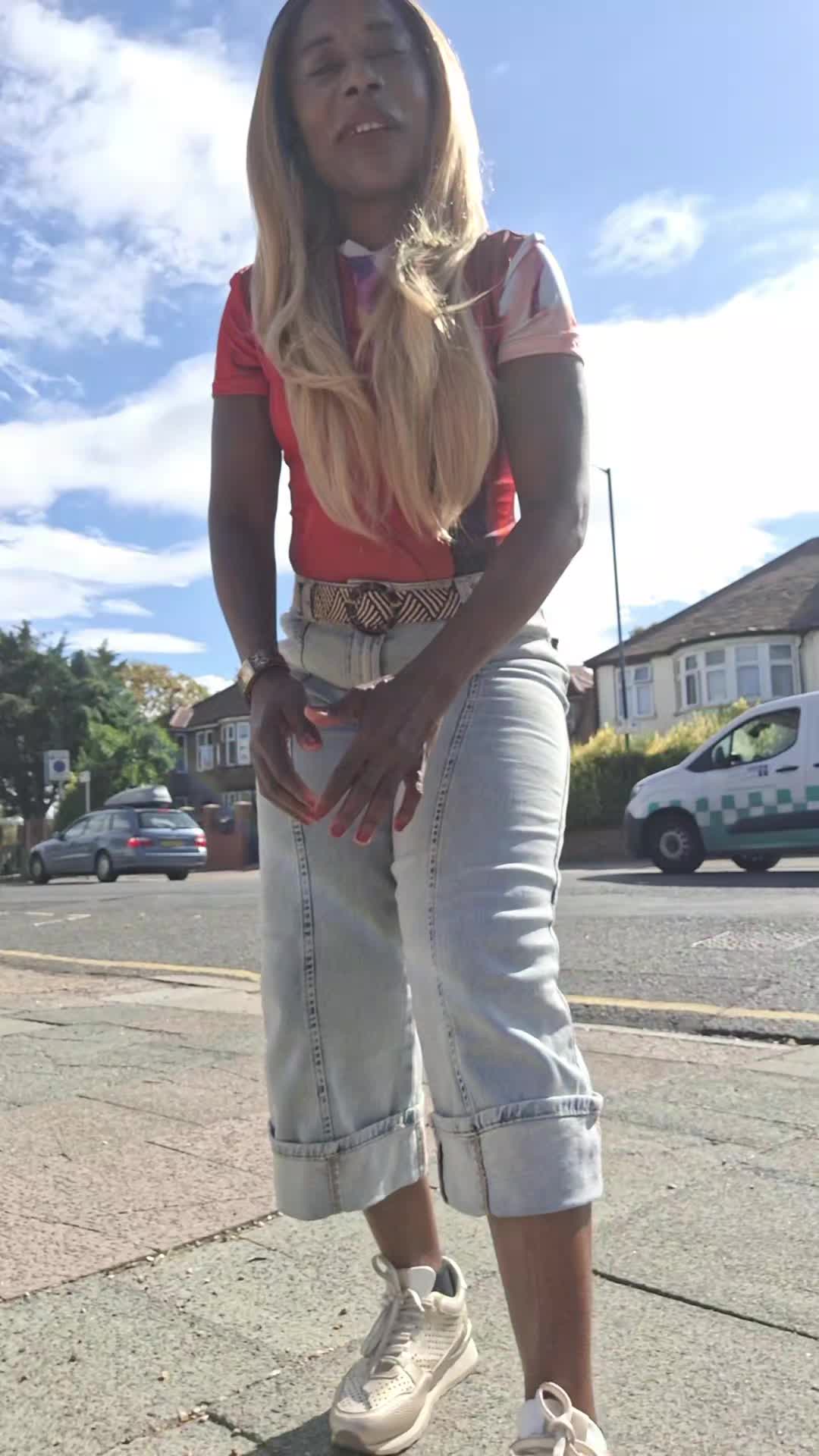 @Ochielove🇳🇬🇬🇧