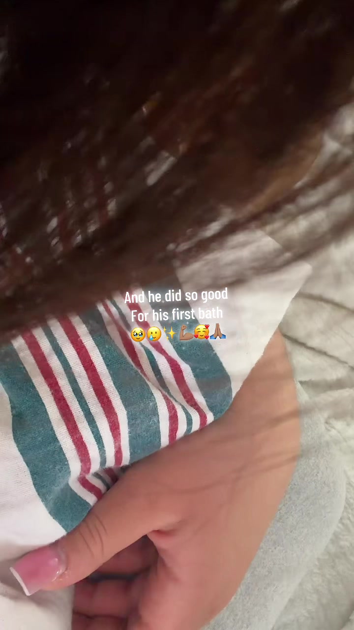 @Kyanie Brito376