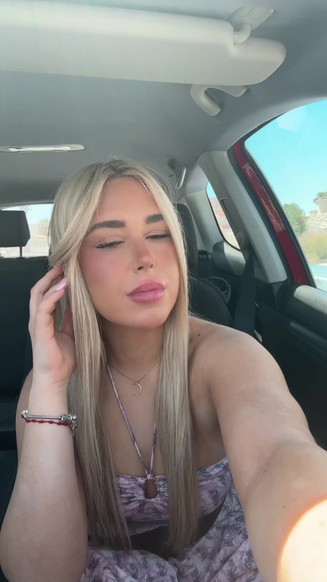 @Lorena
