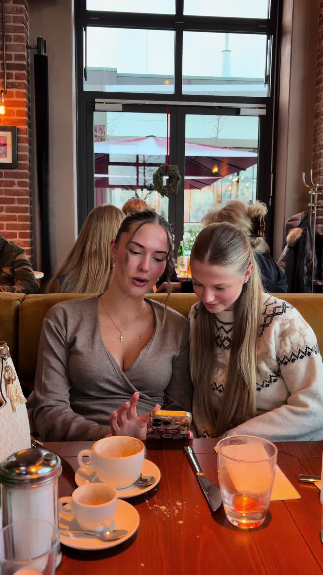 @Vivien