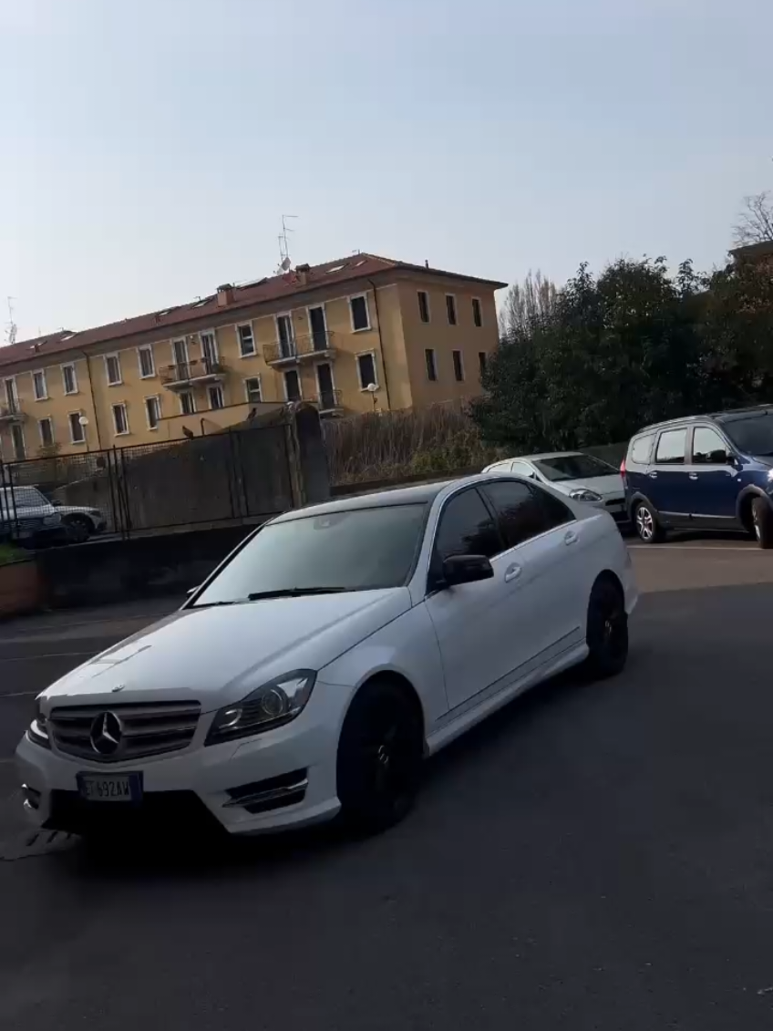 @Klevi Kollci