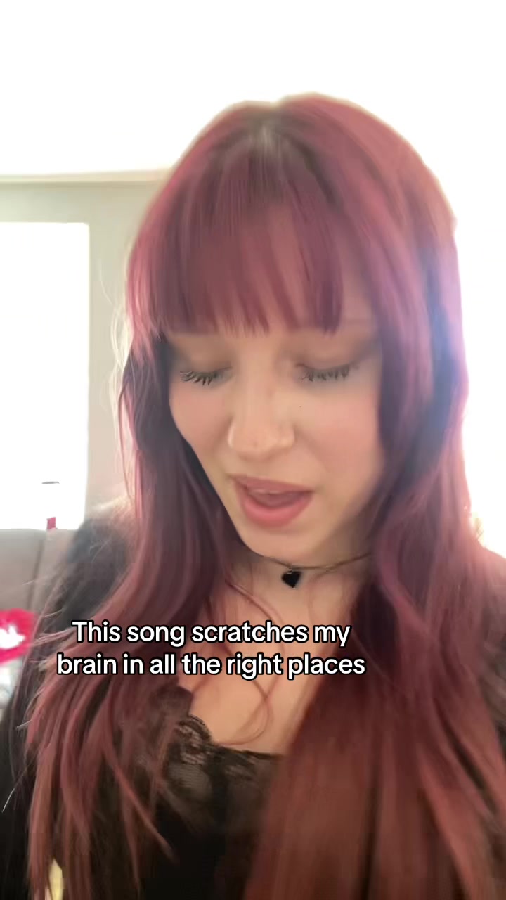 @𑣲𝄞