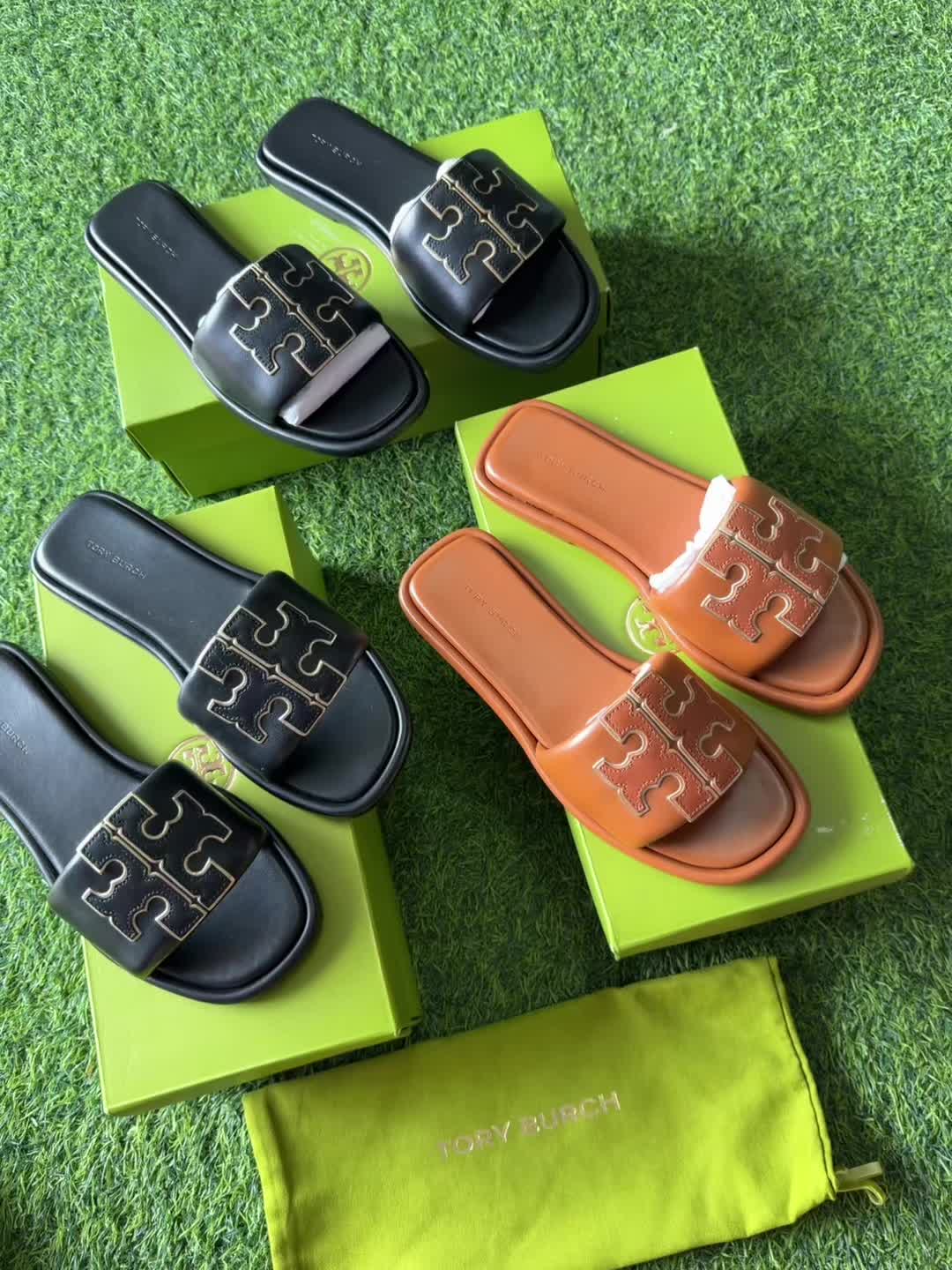 @Clarks & Clothes