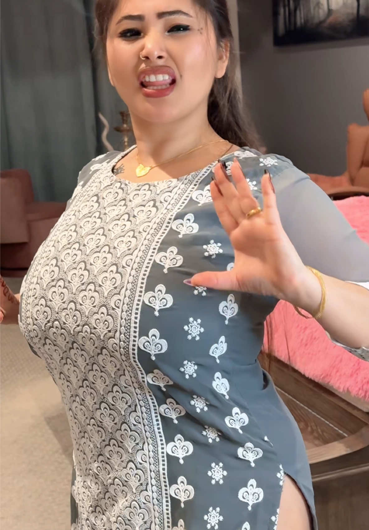 @Sapna Sharma