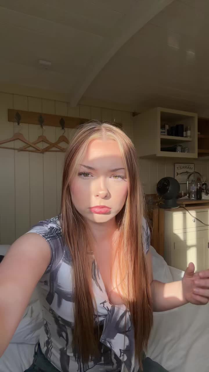 @😸😽😼