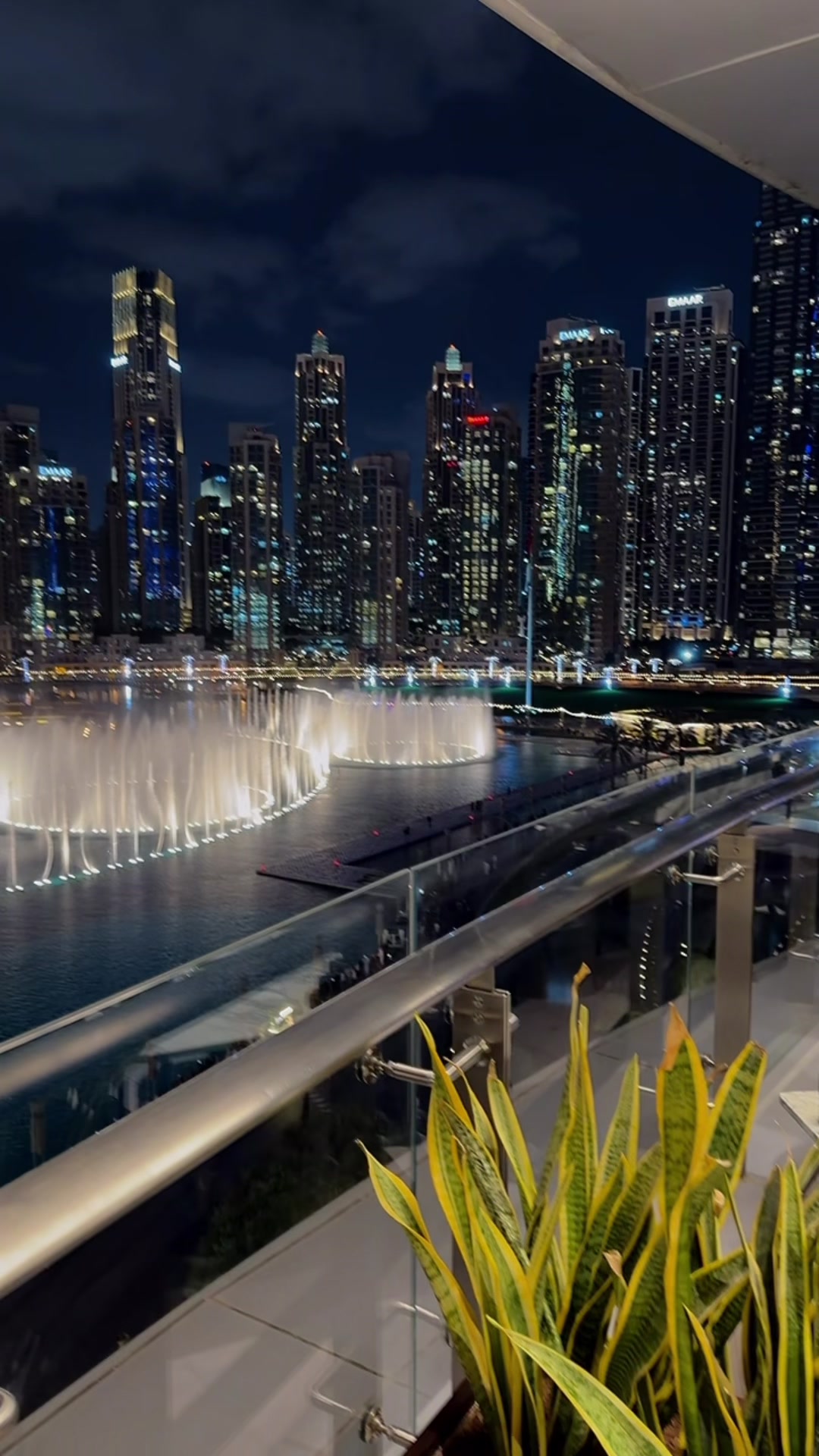 @Duba&iuml;