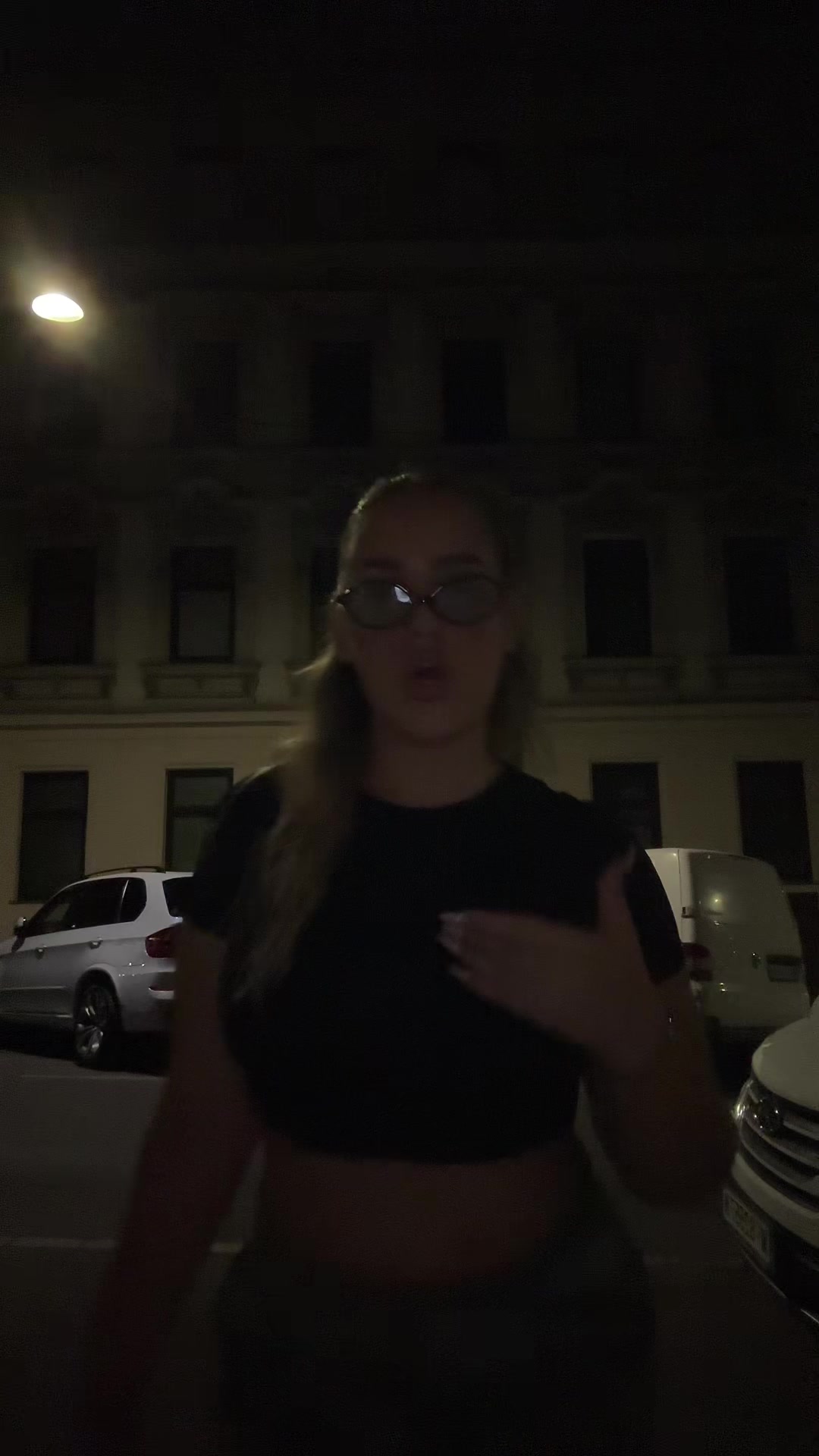 @…