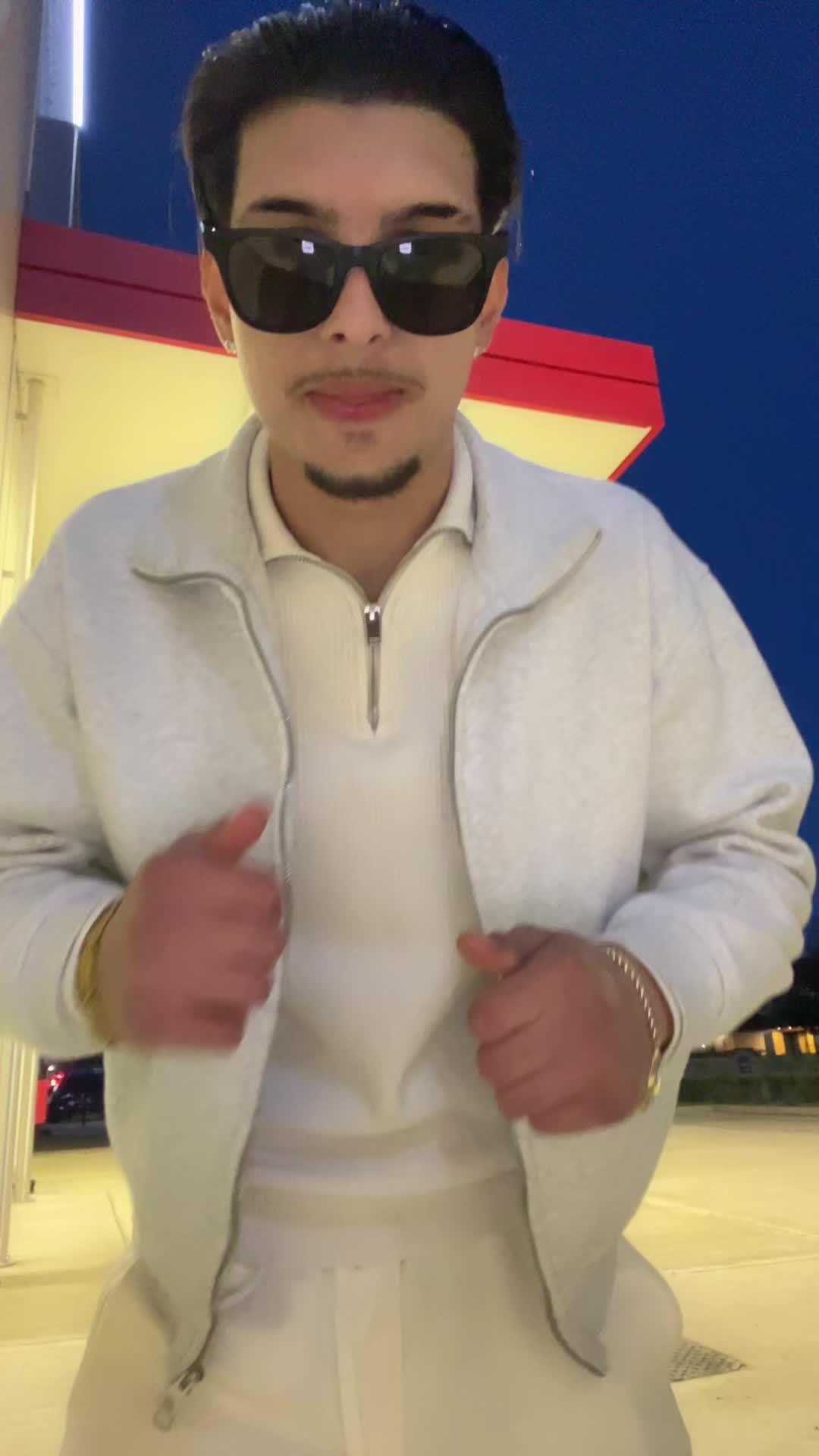 @𝓐𝓵𝓮𝔁 𝓑