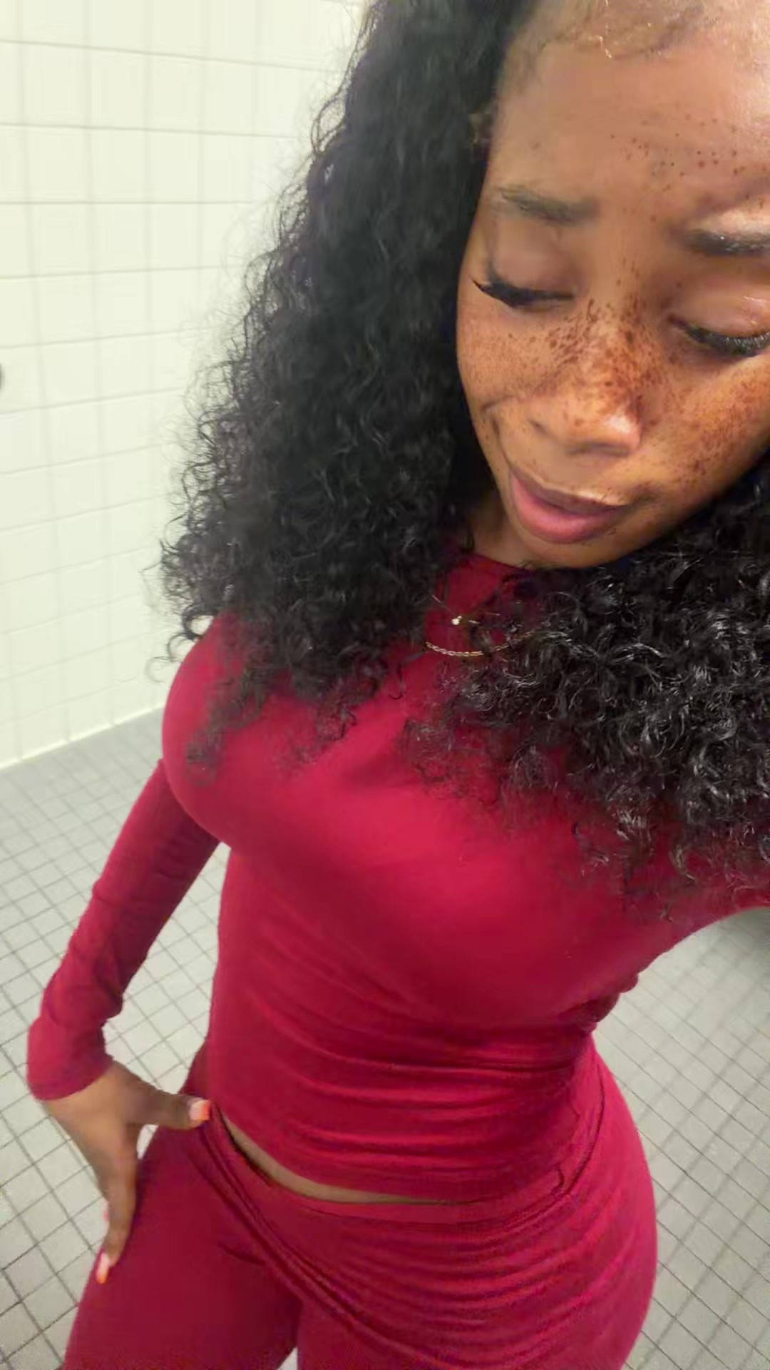 @Pretty girl