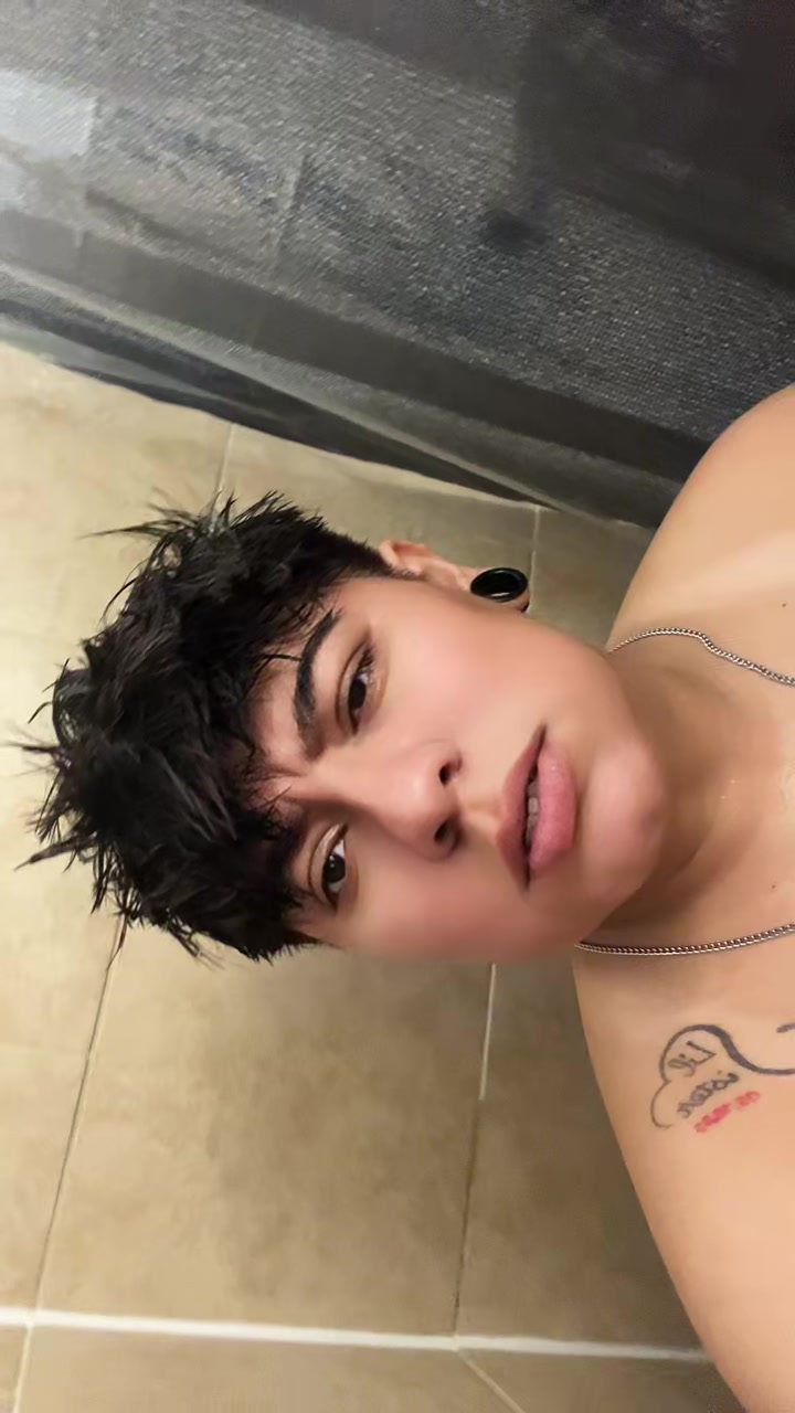 @Esmeralda Alonso ๐ณ๏ธ๐โ๏ธ