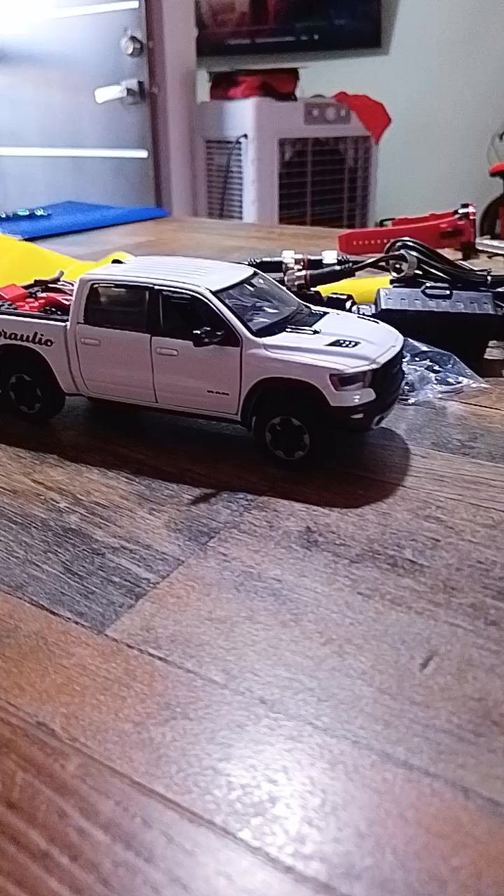 @Braulio troca DODGE Azul. 70