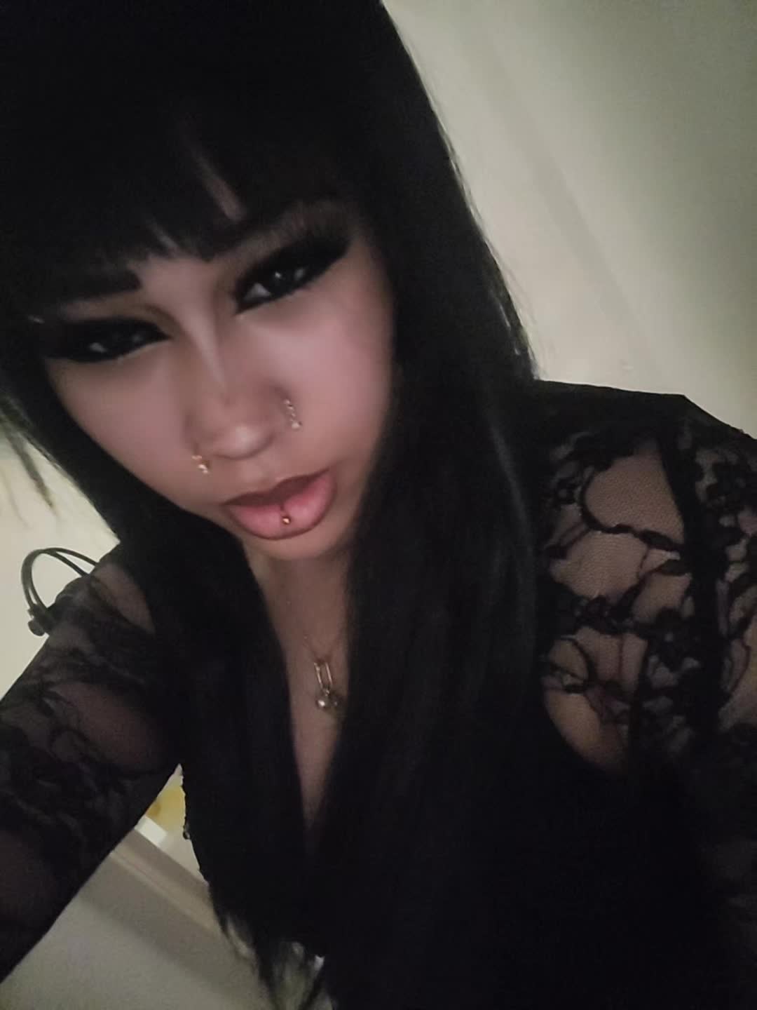 @๐ฒ๐๐
๐