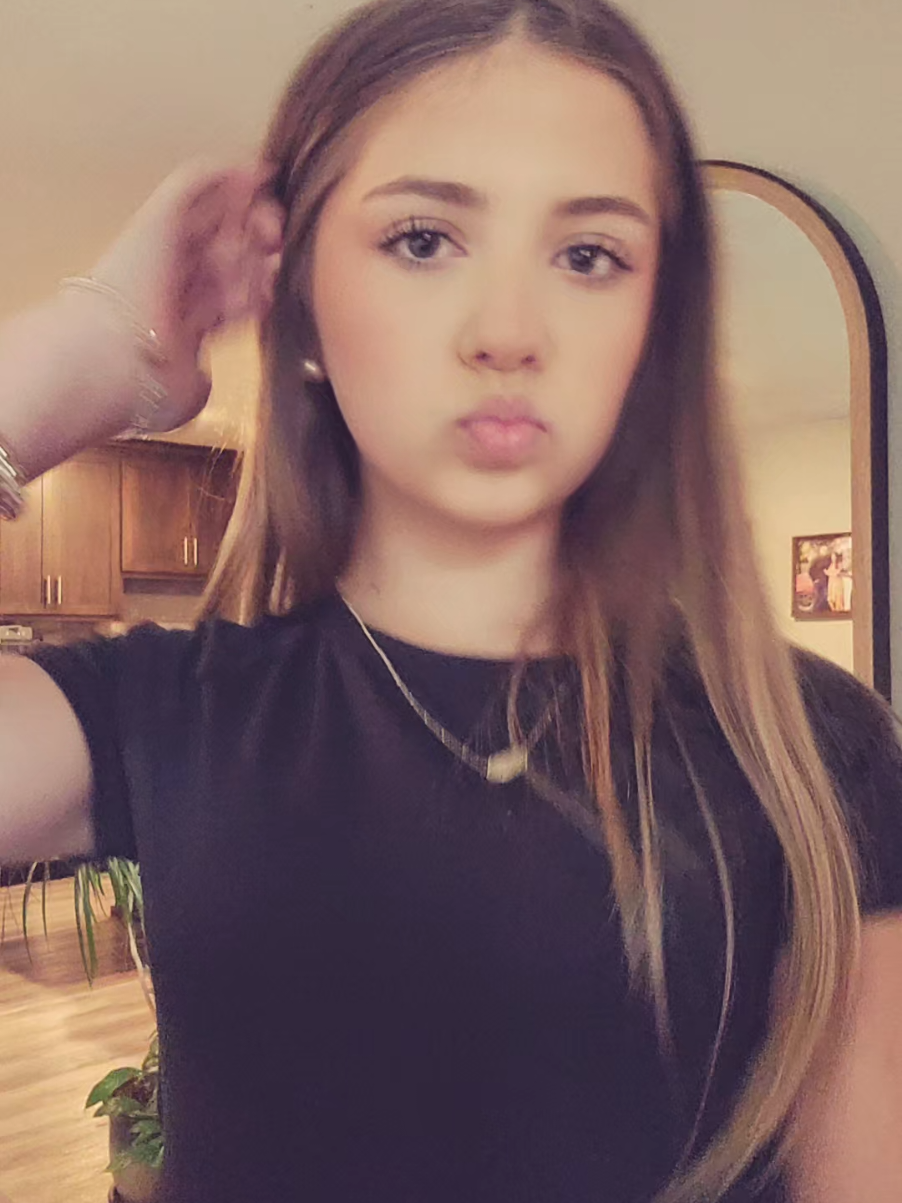 @𝒞𝒶𝓎𝒹𝑒𝑒🌼