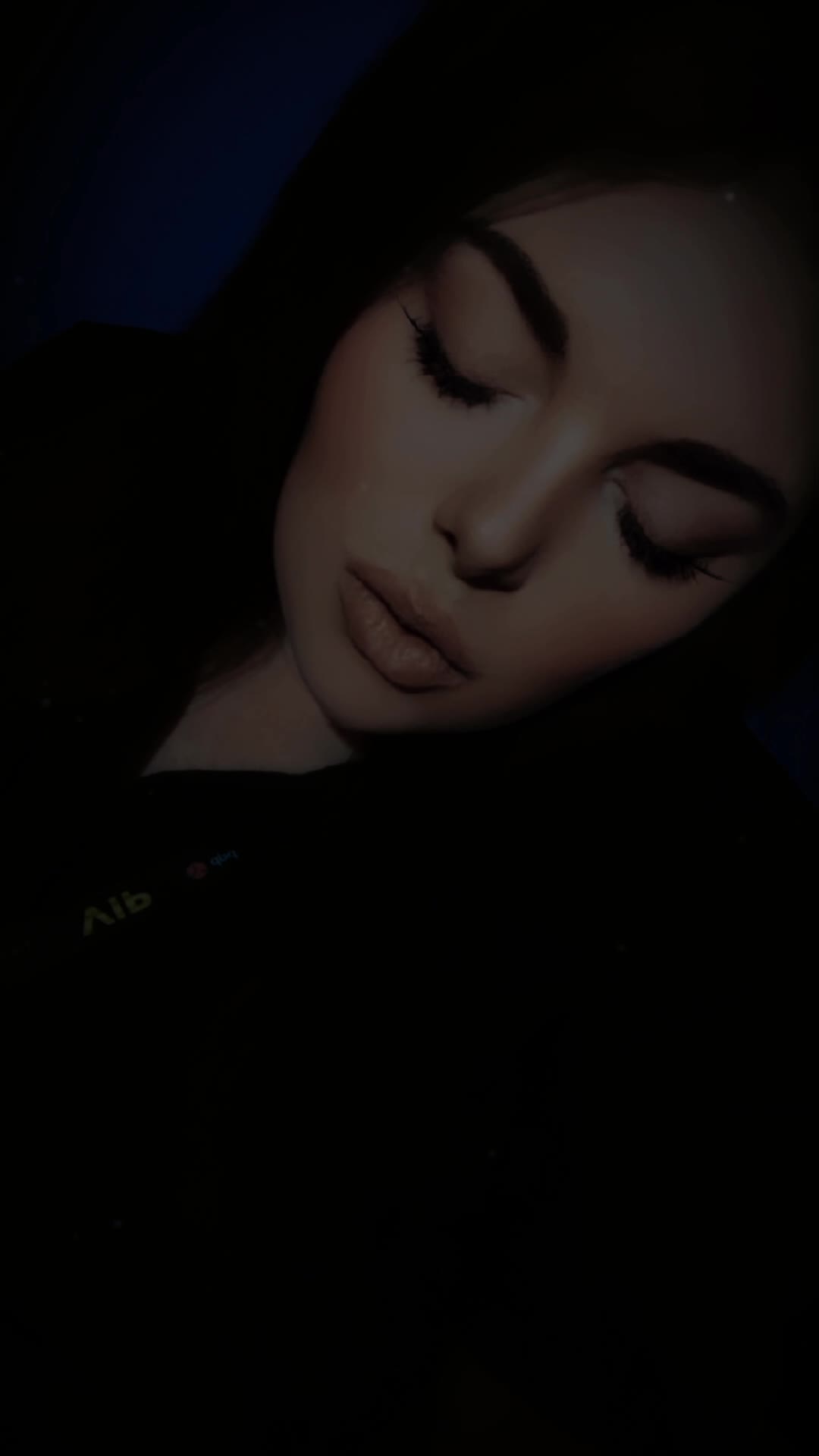 @🍒𝒮𝒽𝒶𝓃𝒶 ~𝓁o𝓊𝒾𝓈𝑒🍒