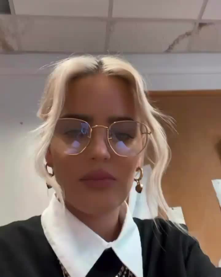 @Liane | Anne-Marie Fan page