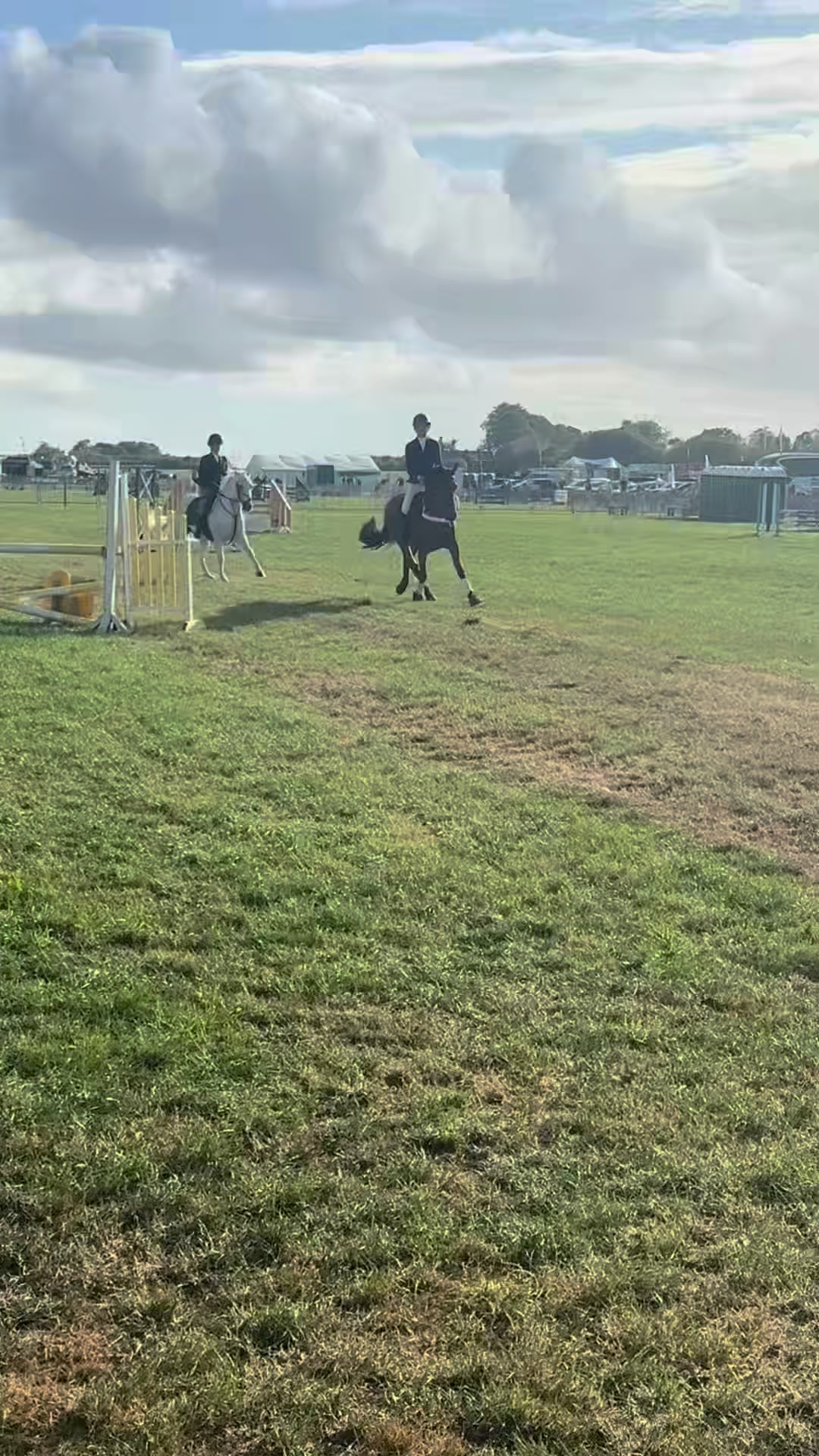 @amelia_showjumping2