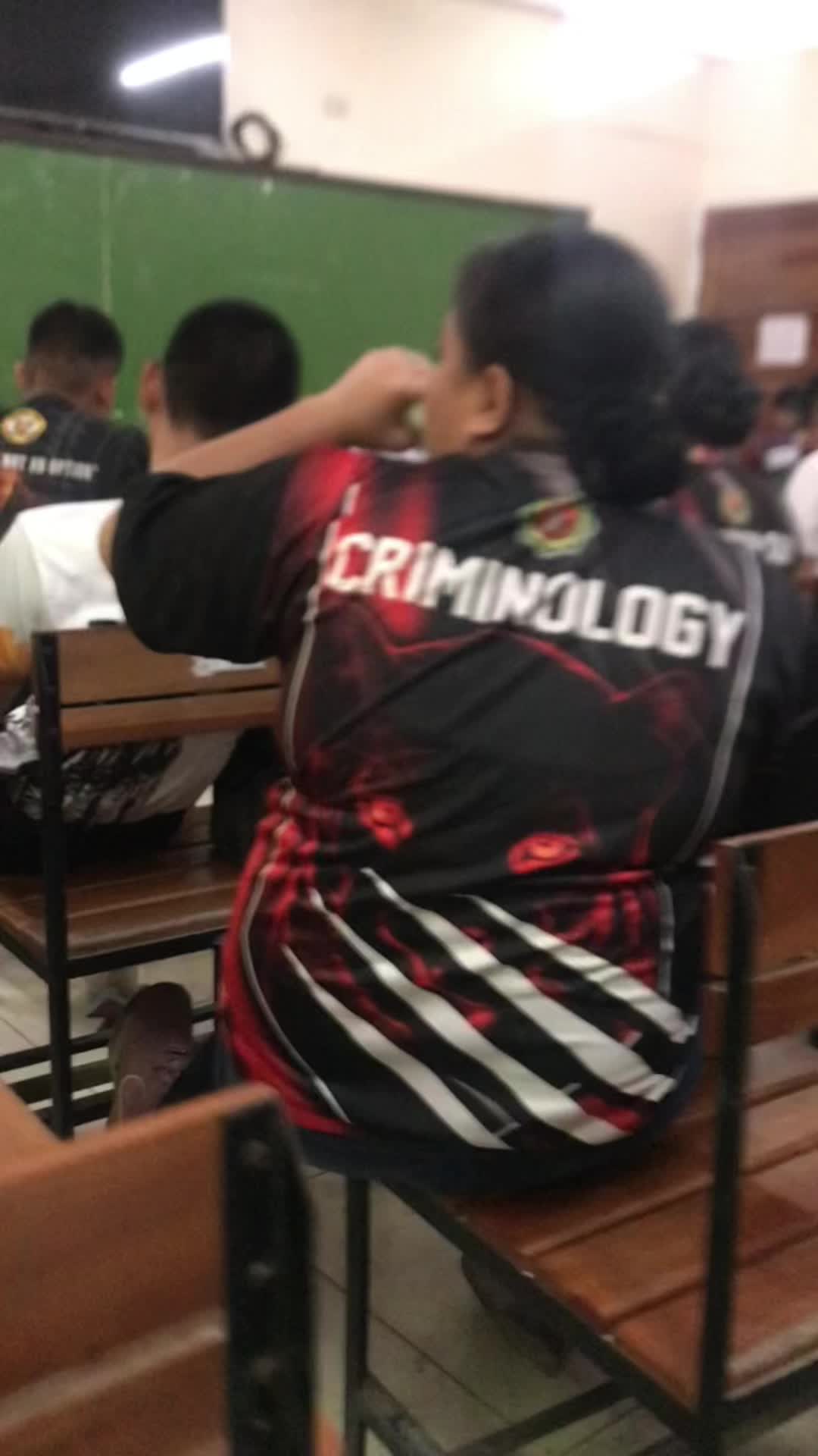 @Dxtr•
