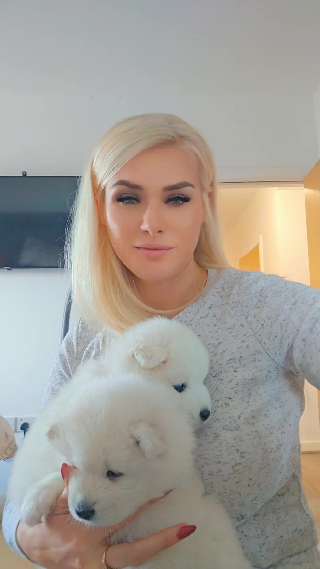 @Samojedowe🐶🇵🇱love🇬🇧 Żona