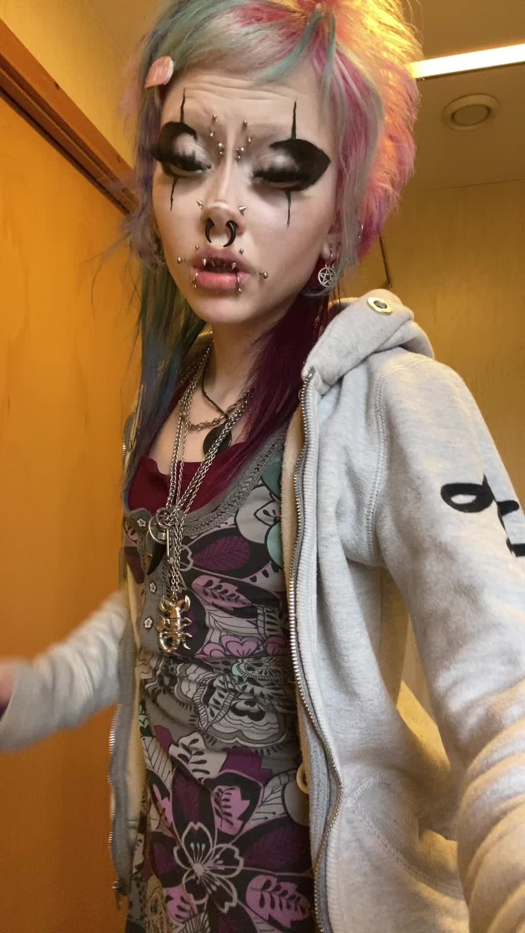 @🌸🦄🪻