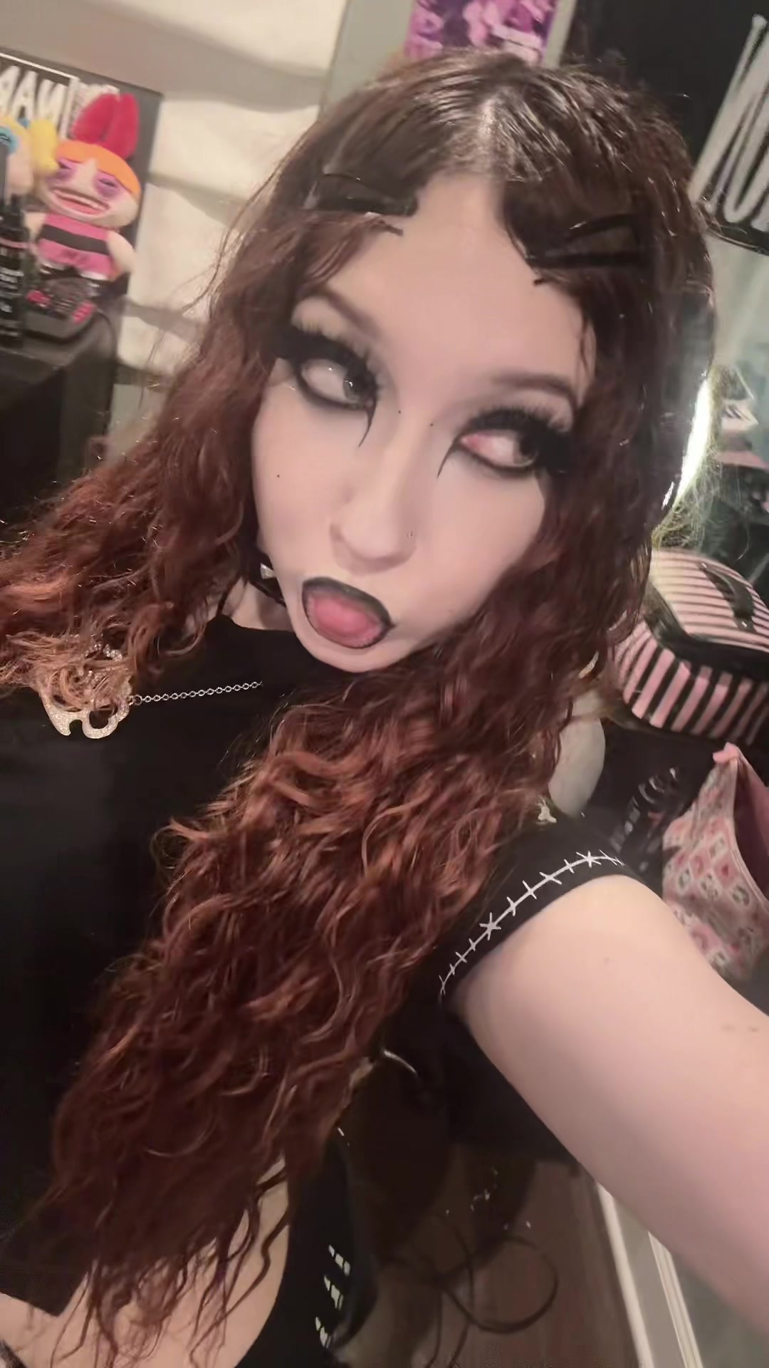 @brinn ☣︎