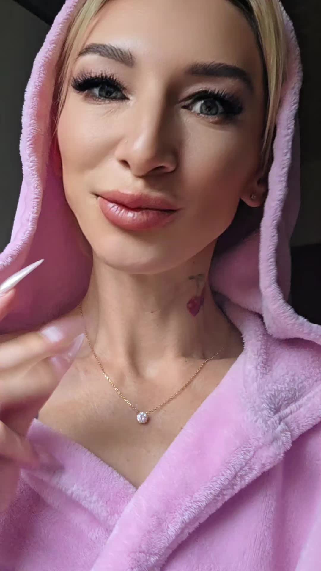 @😈😇Yana😇😈