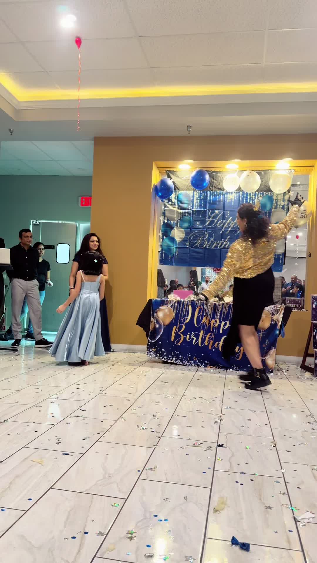 @SONA CHAUHAN 🥰😊💃💃